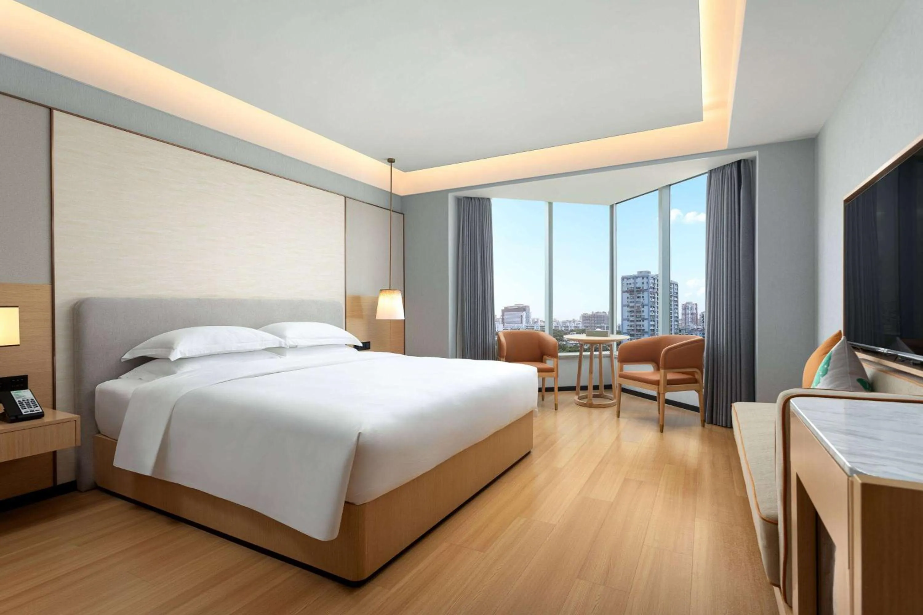 Photo of the whole room, Bed in Wyndham Garden Haikou Meilan
