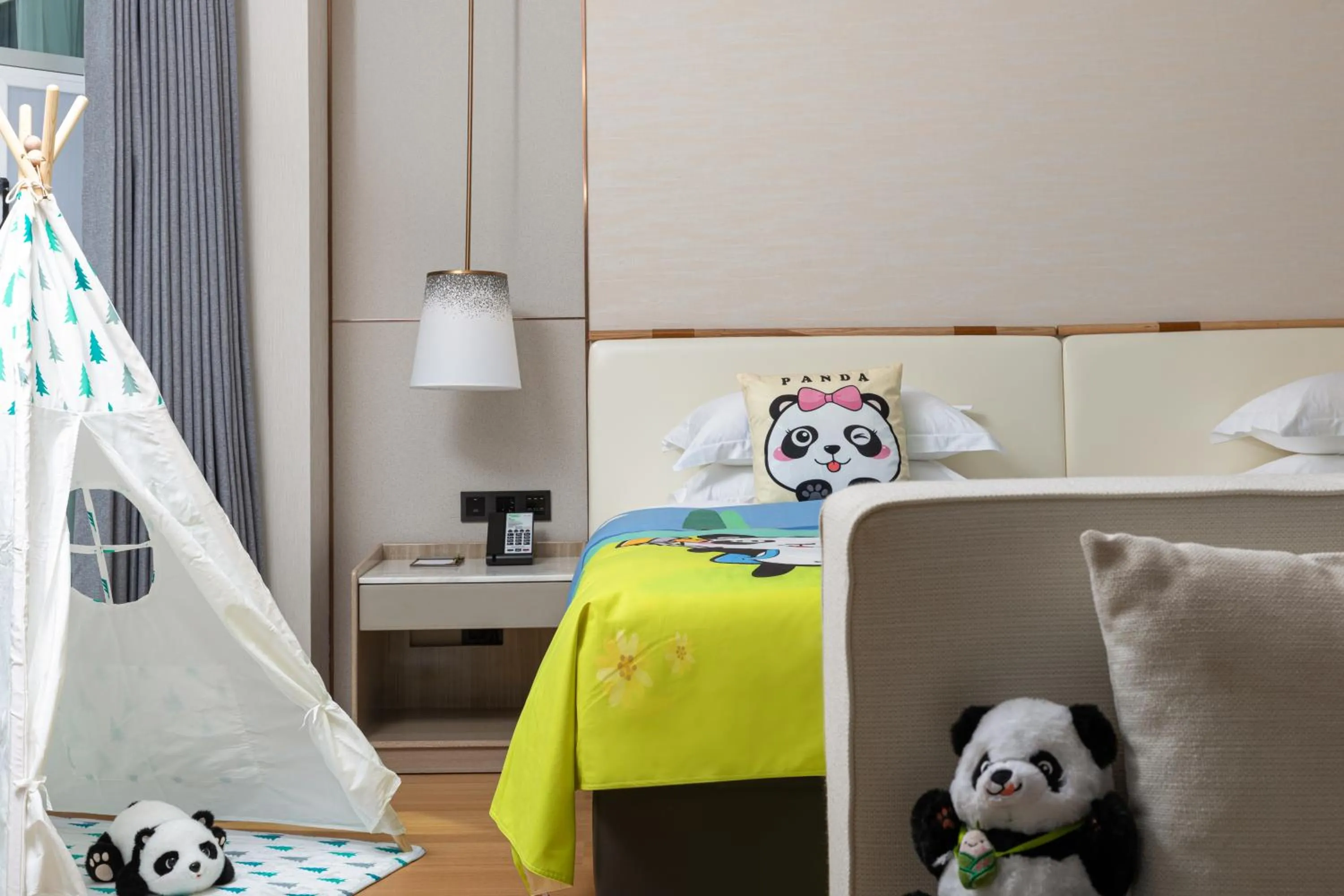 Family, Bed in Wyndham Garden Haikou Meilan
