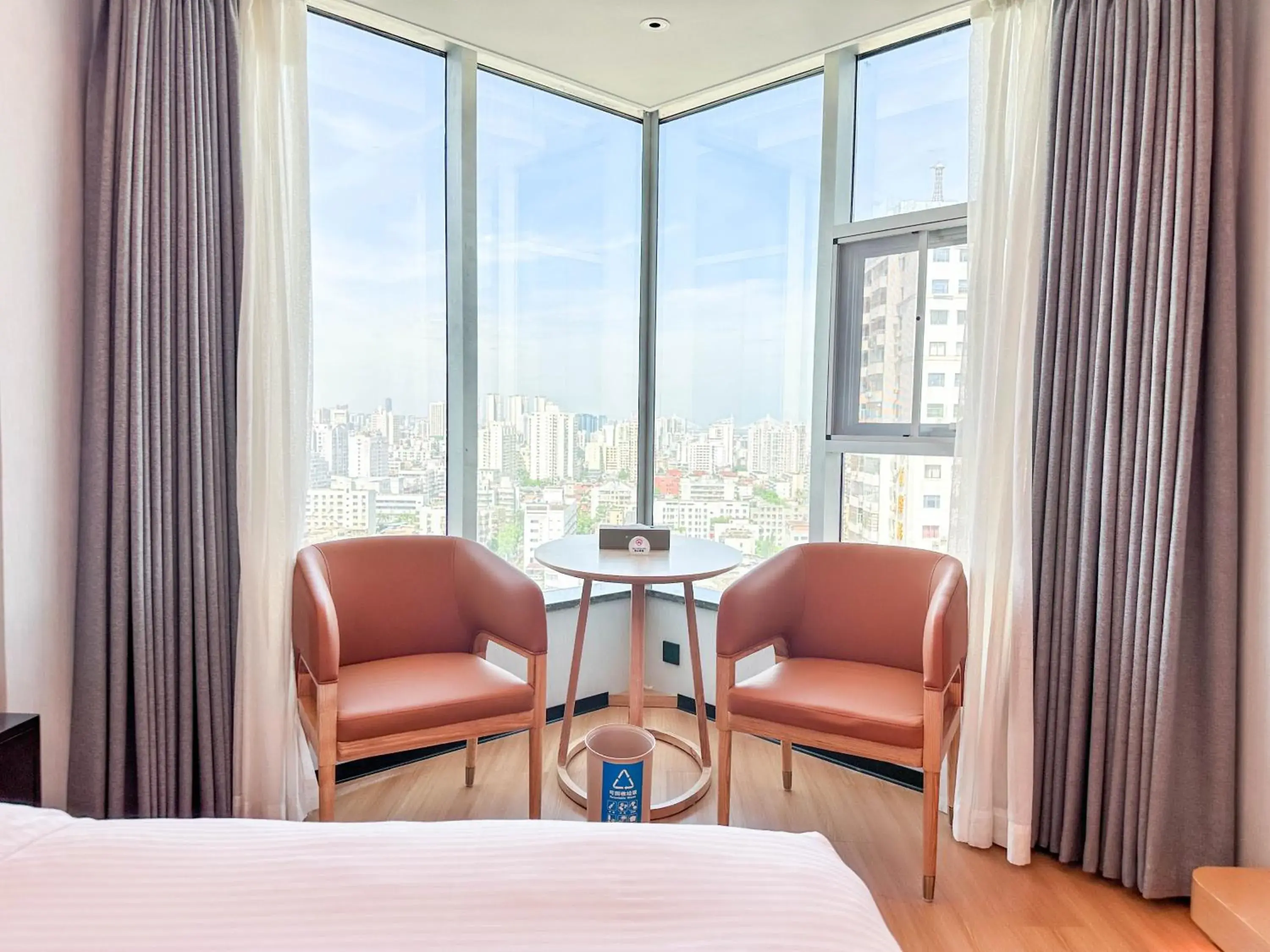 Intelligent Twin Room with City View - Non-Smoking in Wyndham Garden Haikou Meilan Intelligent Twin Room with City View - Non-Smoking in Wyndham Garden Haikou Meilan