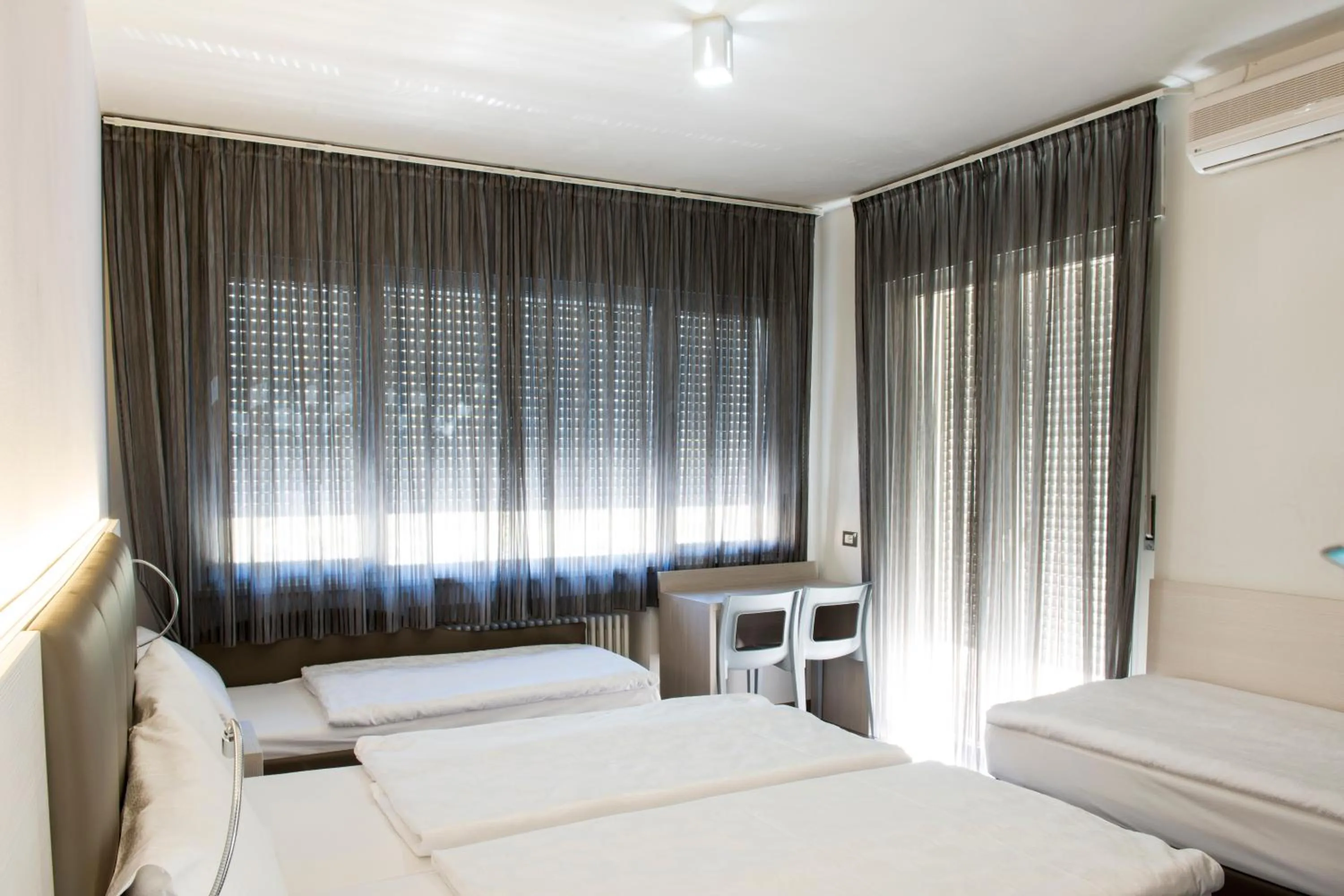 Bedroom, Bed in Hotel Ariston