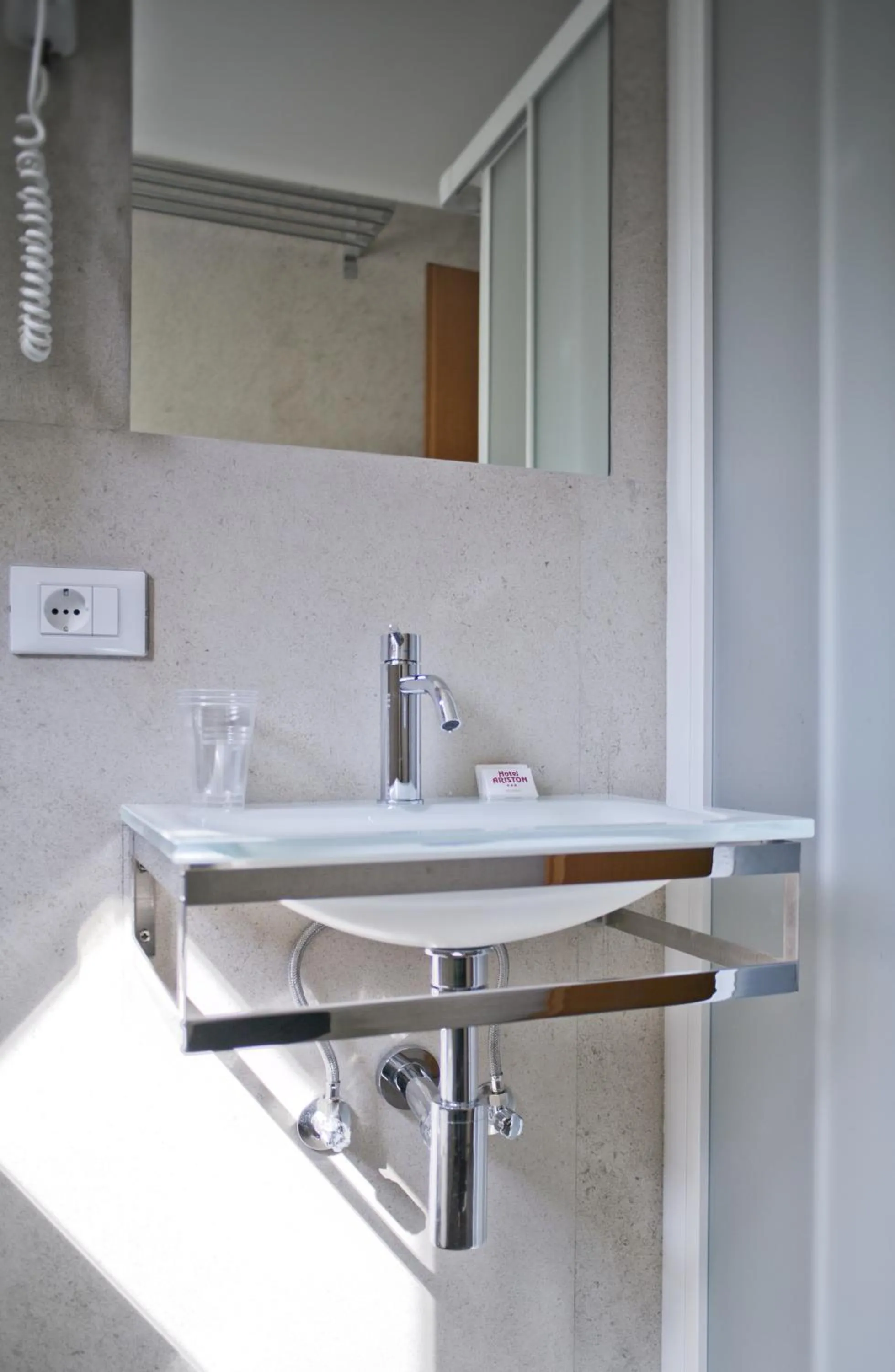 Bathroom in Hotel Ariston