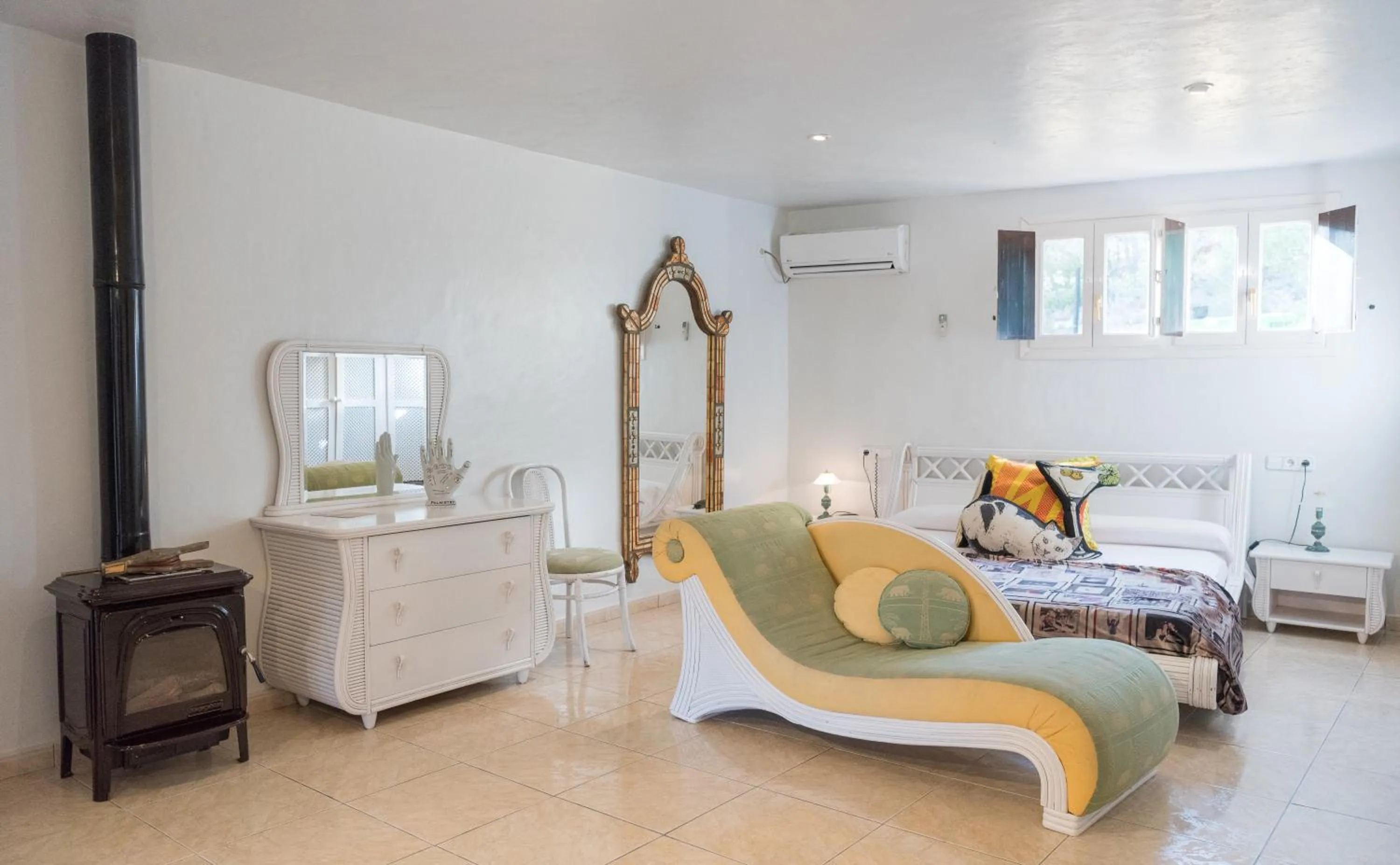 Bathroom in Pikes Ibiza