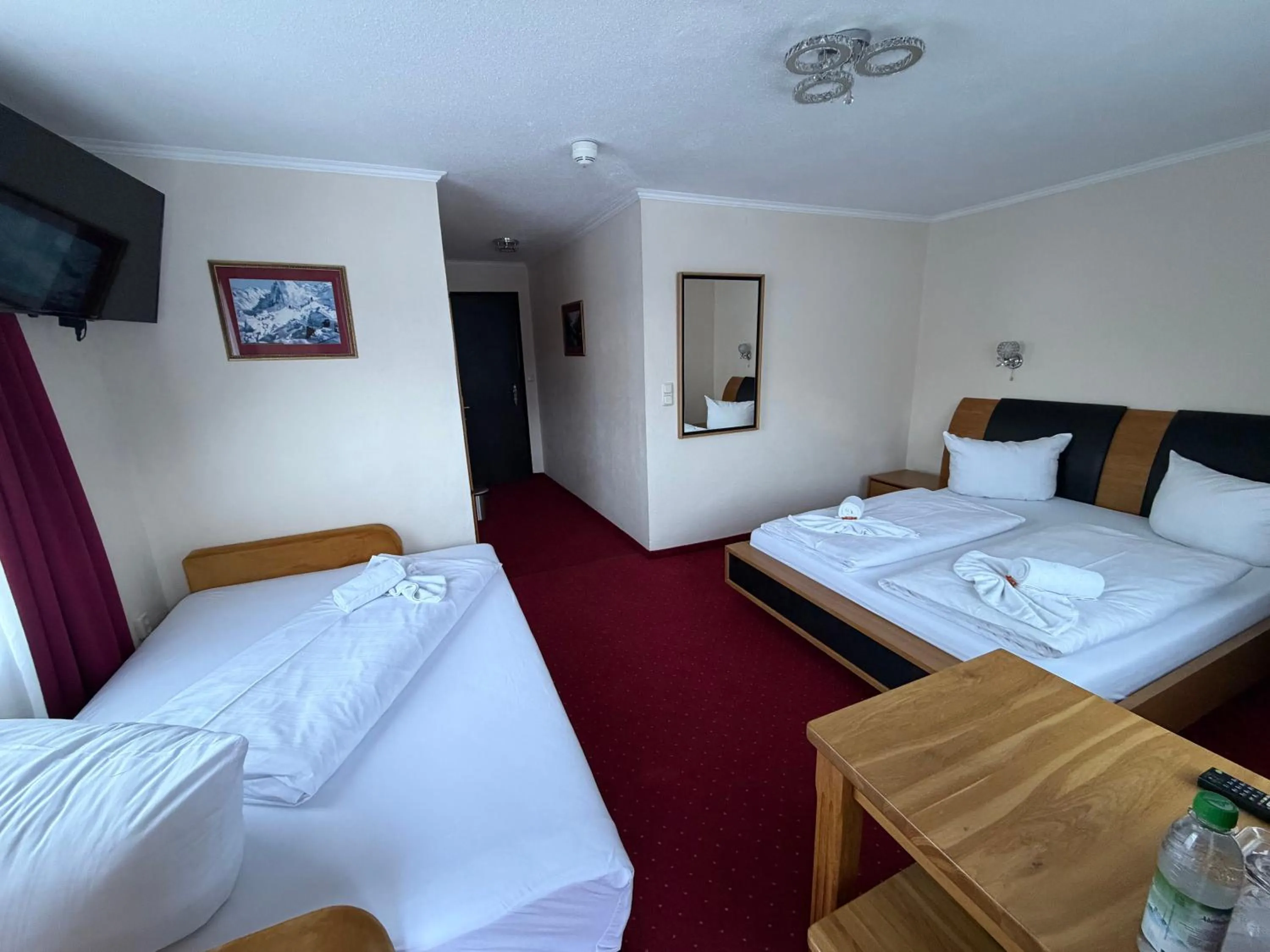 Photo of the whole room, Bed in Hotel Gundl Alm