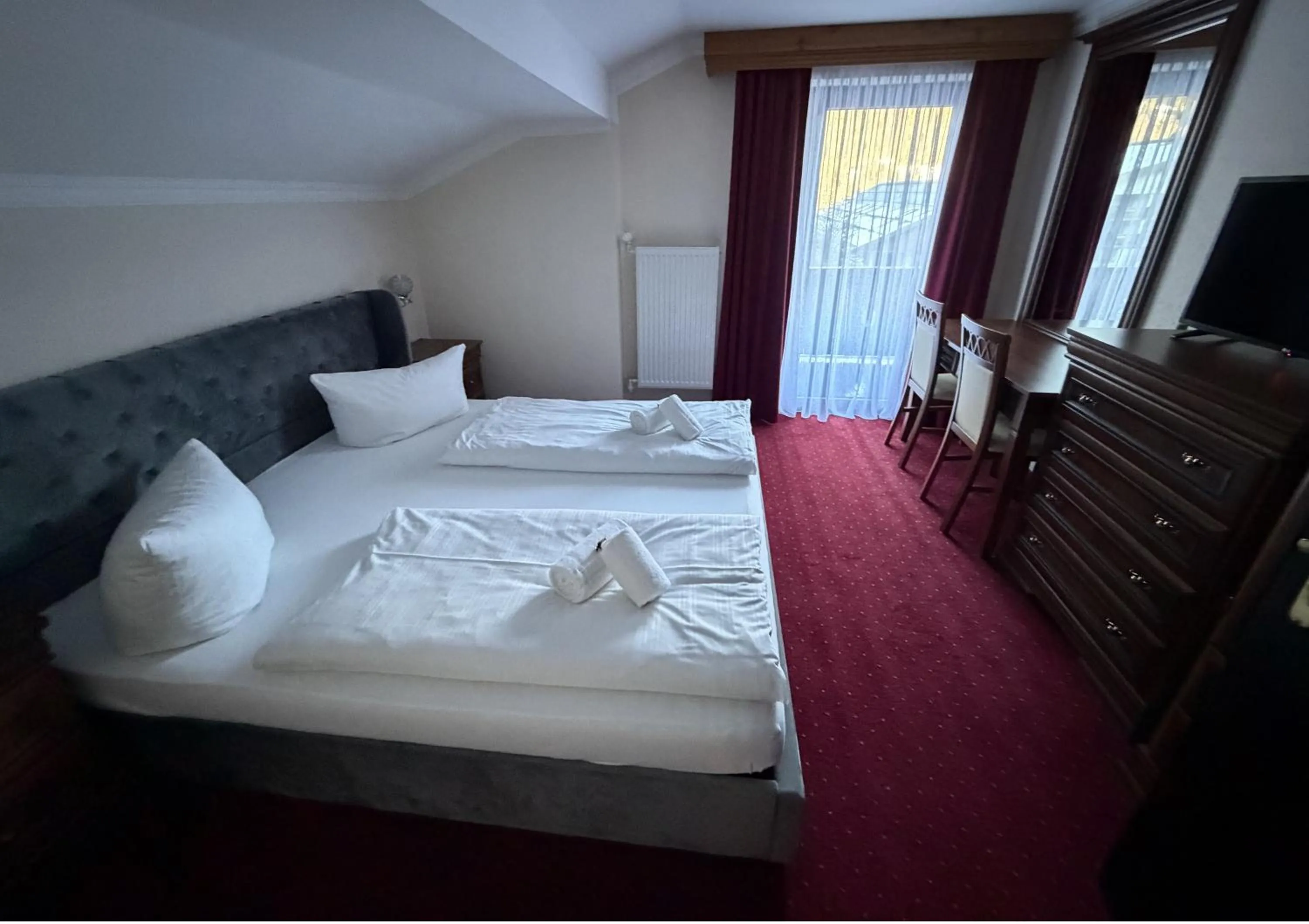 Photo of the whole room, Bed in Hotel Gundl Alm