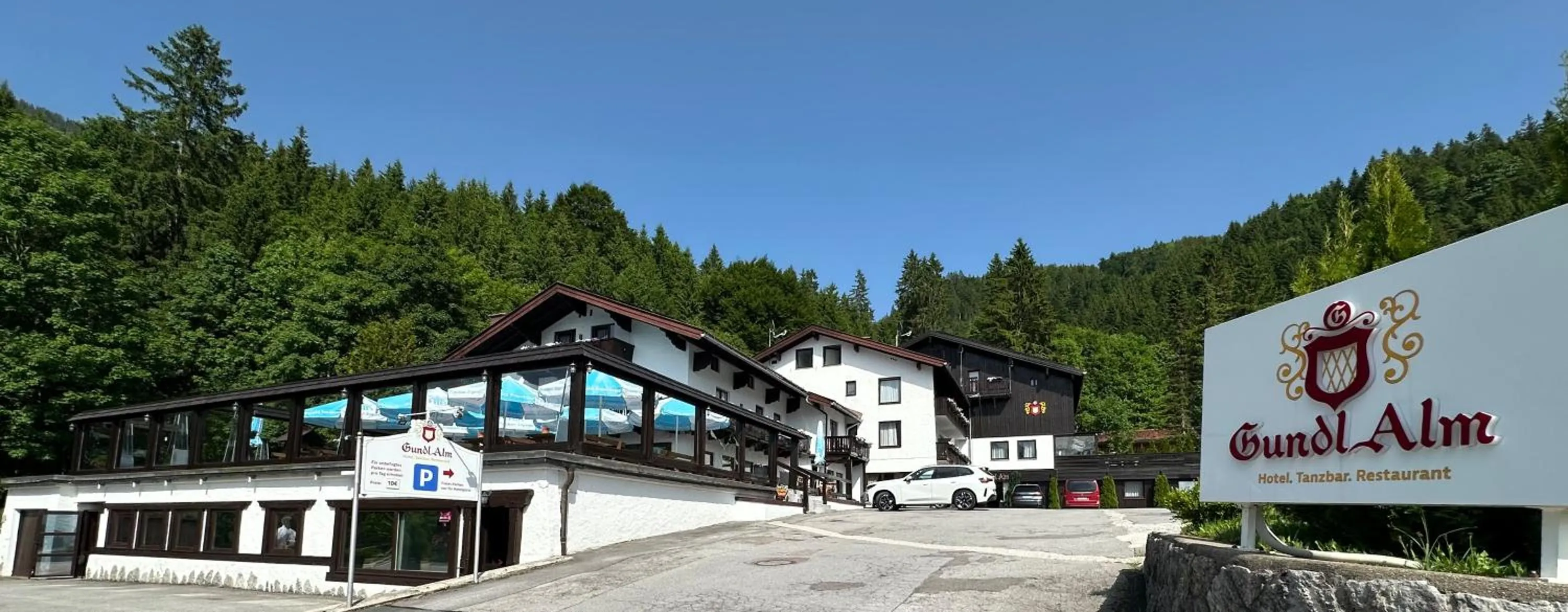 Property building in Hotel Gundl Alm