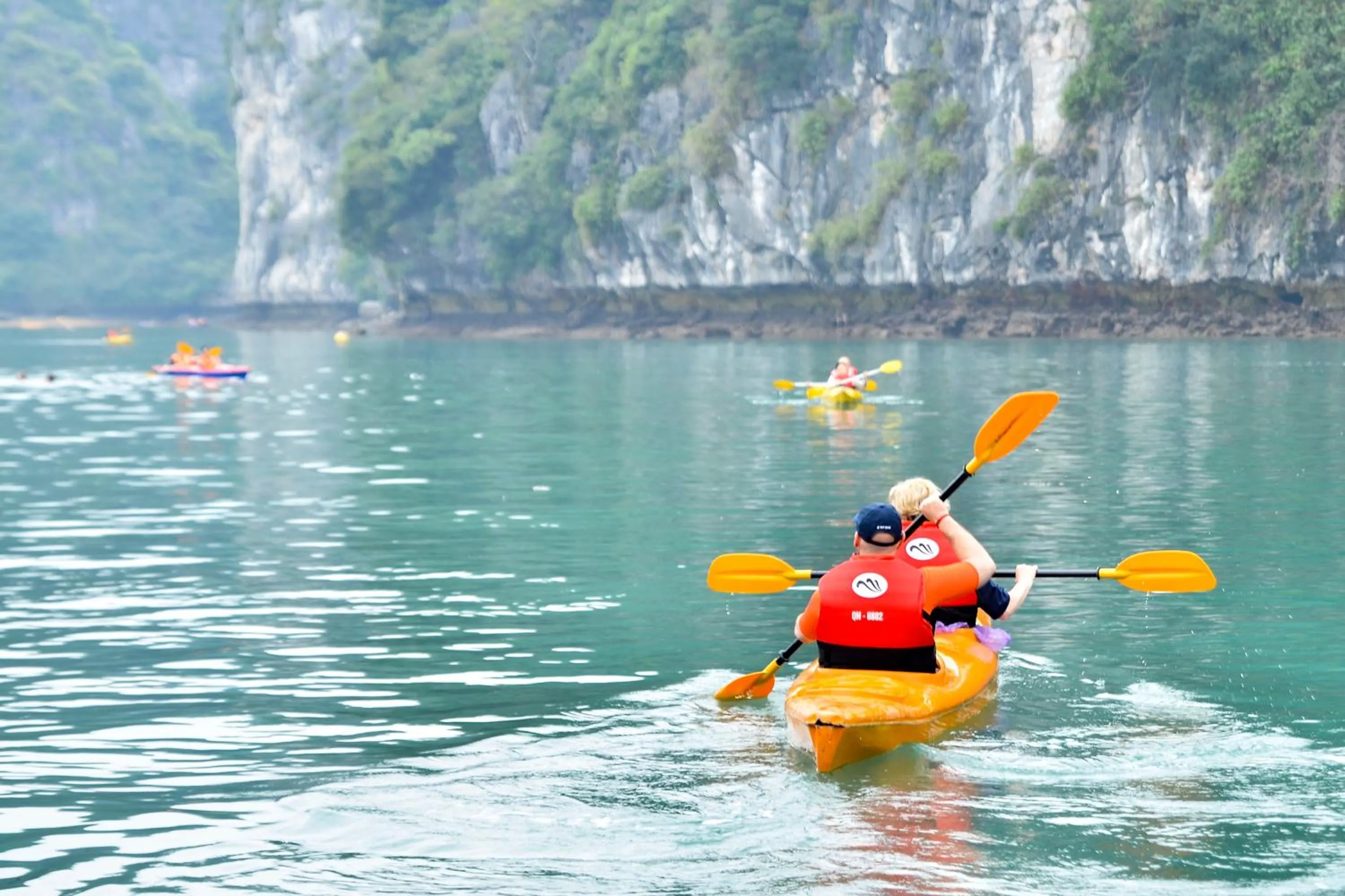 Activities in Paradise Sails Cruise