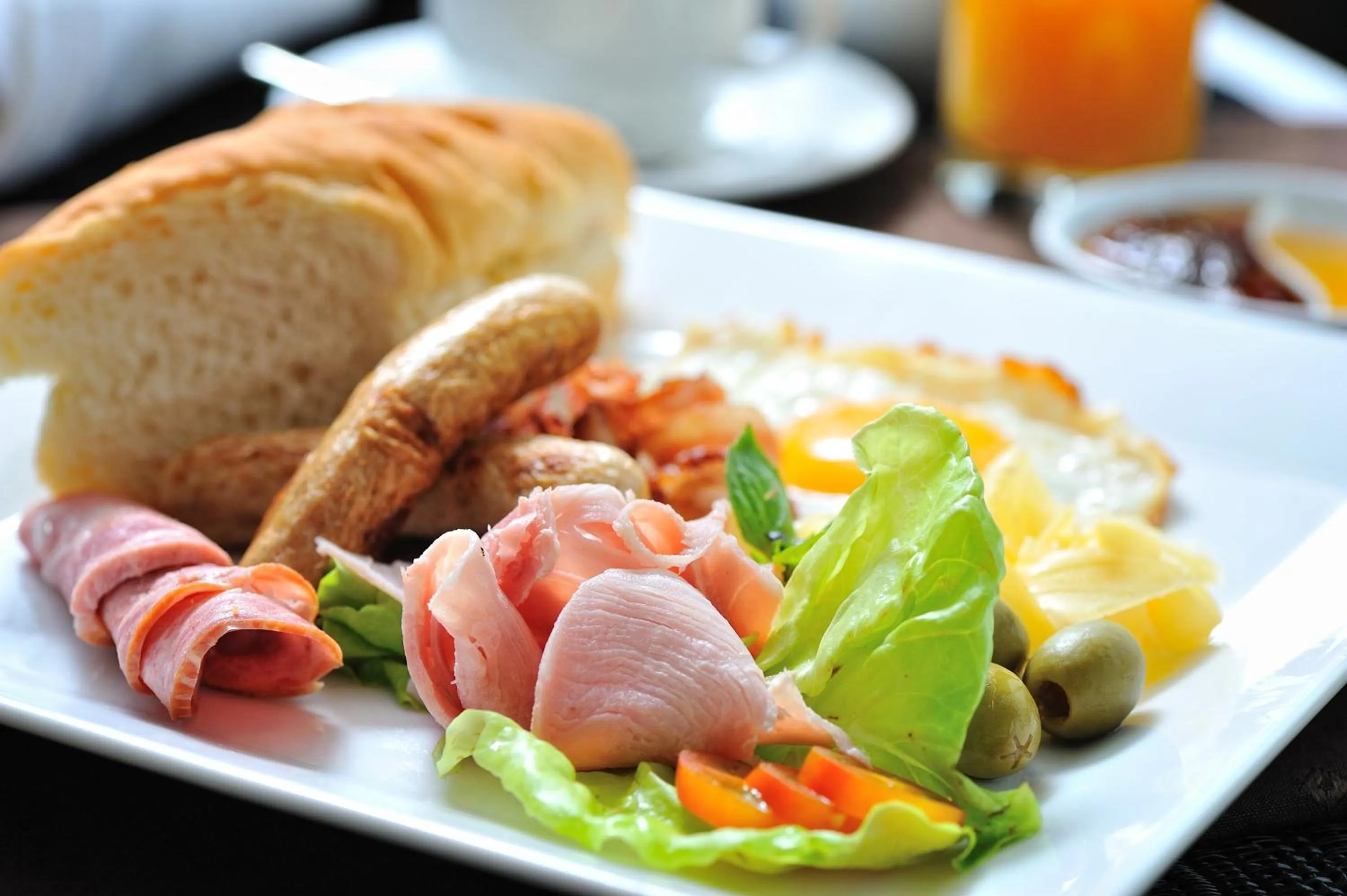 English/Irish breakfast in Paradise Sails Cruise