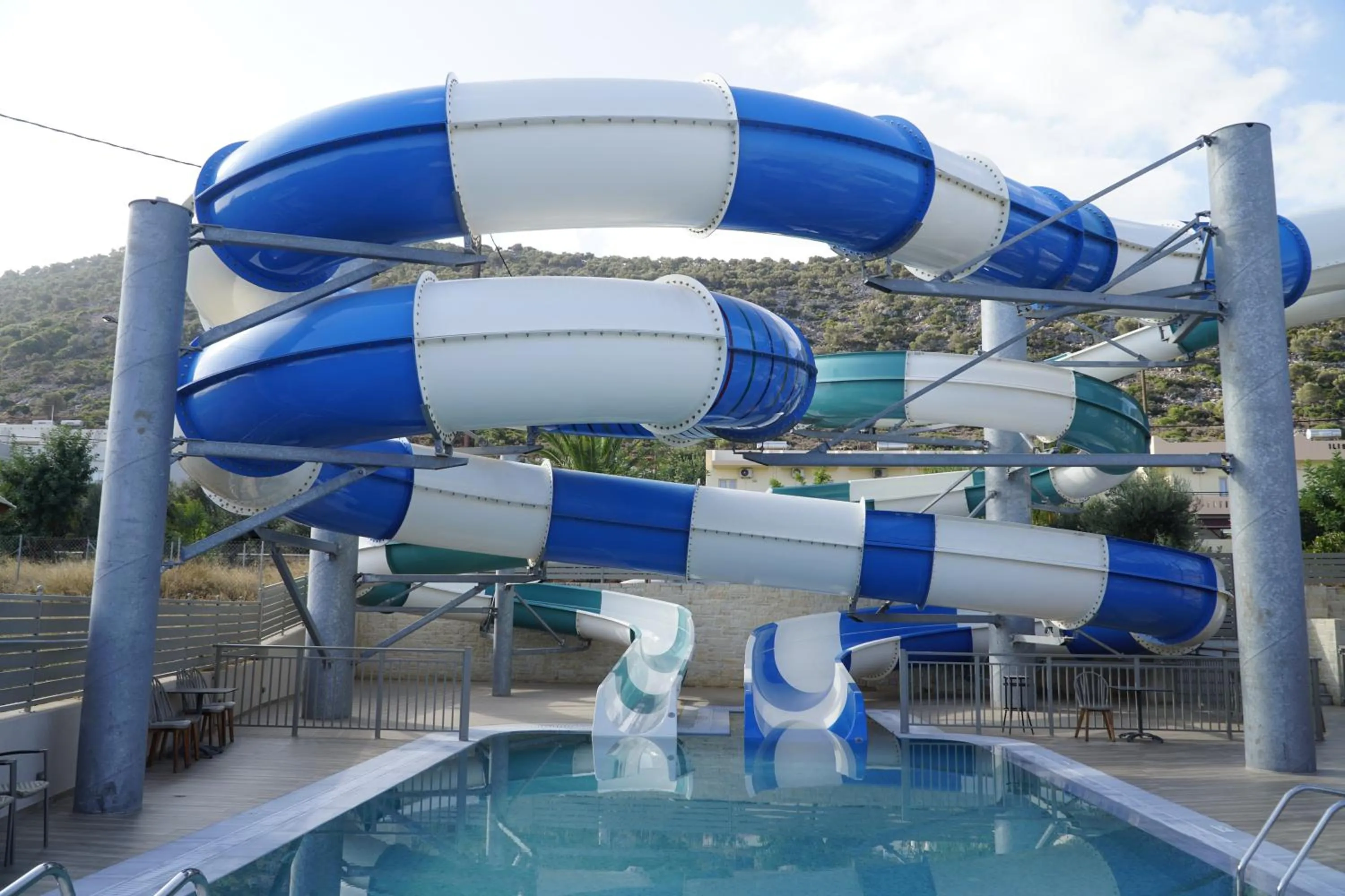 Swimming pool in Cactus Beach Hotel