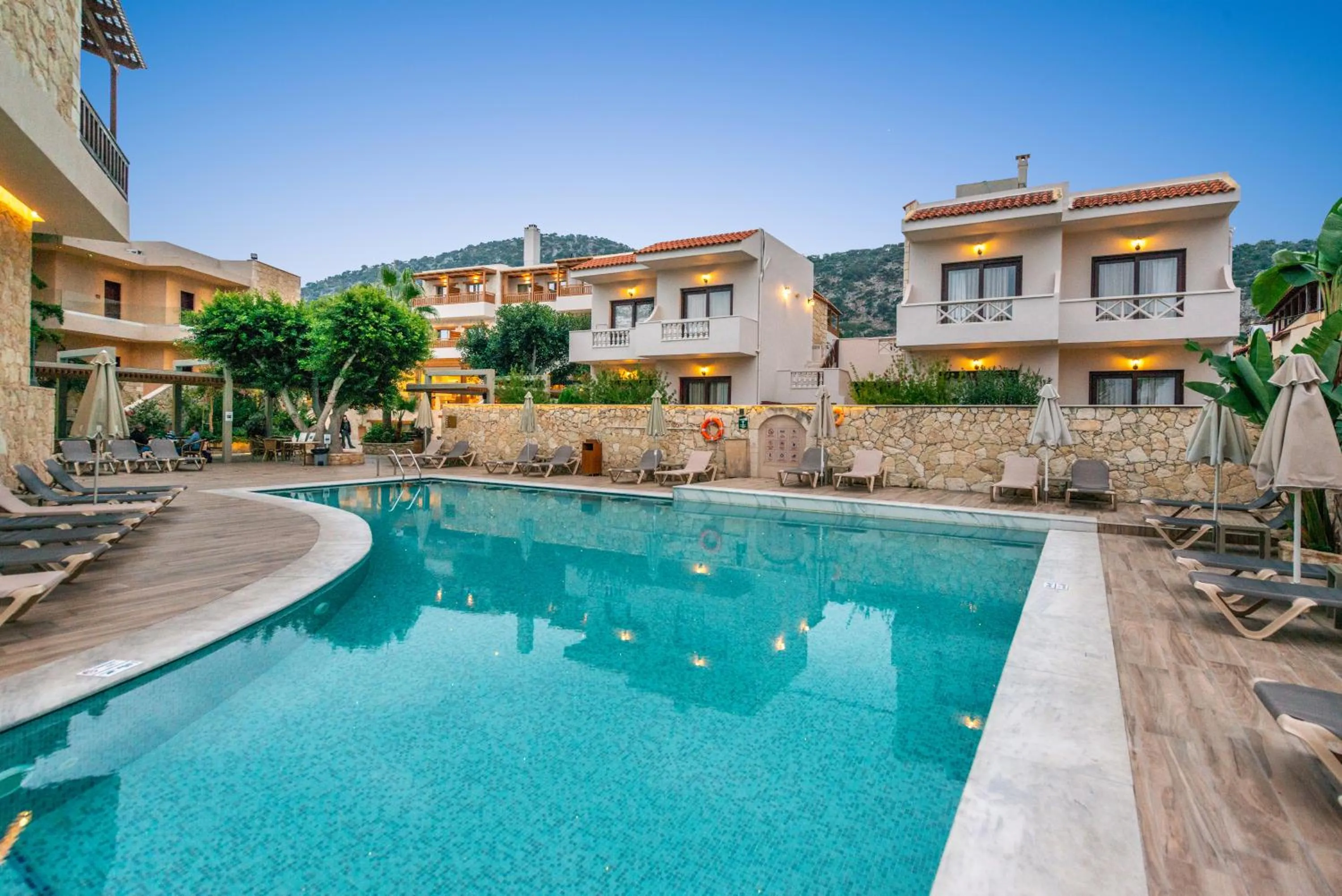 Swimming pool in Cactus Beach Hotel