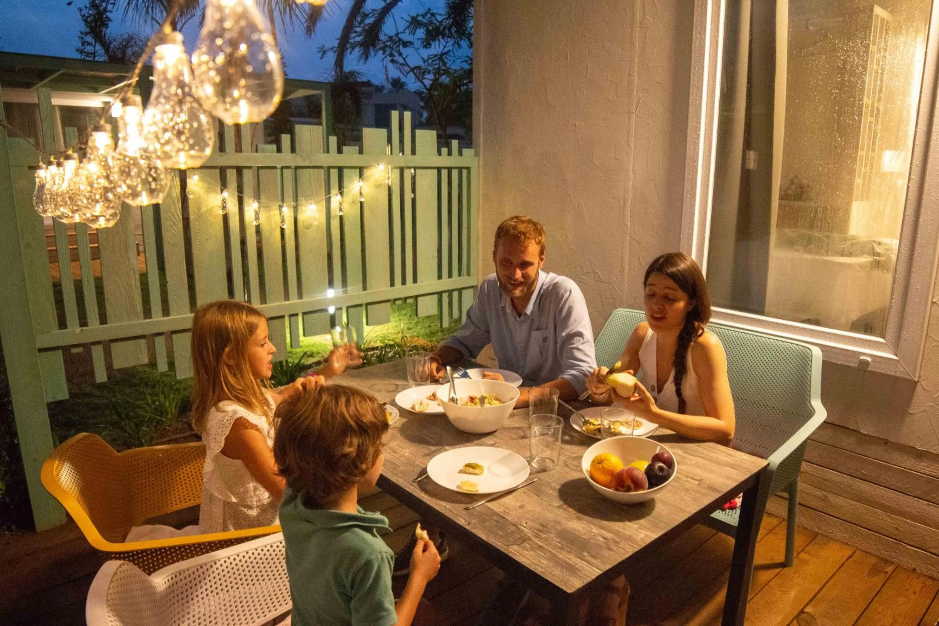 Family in Alannia Els Prats