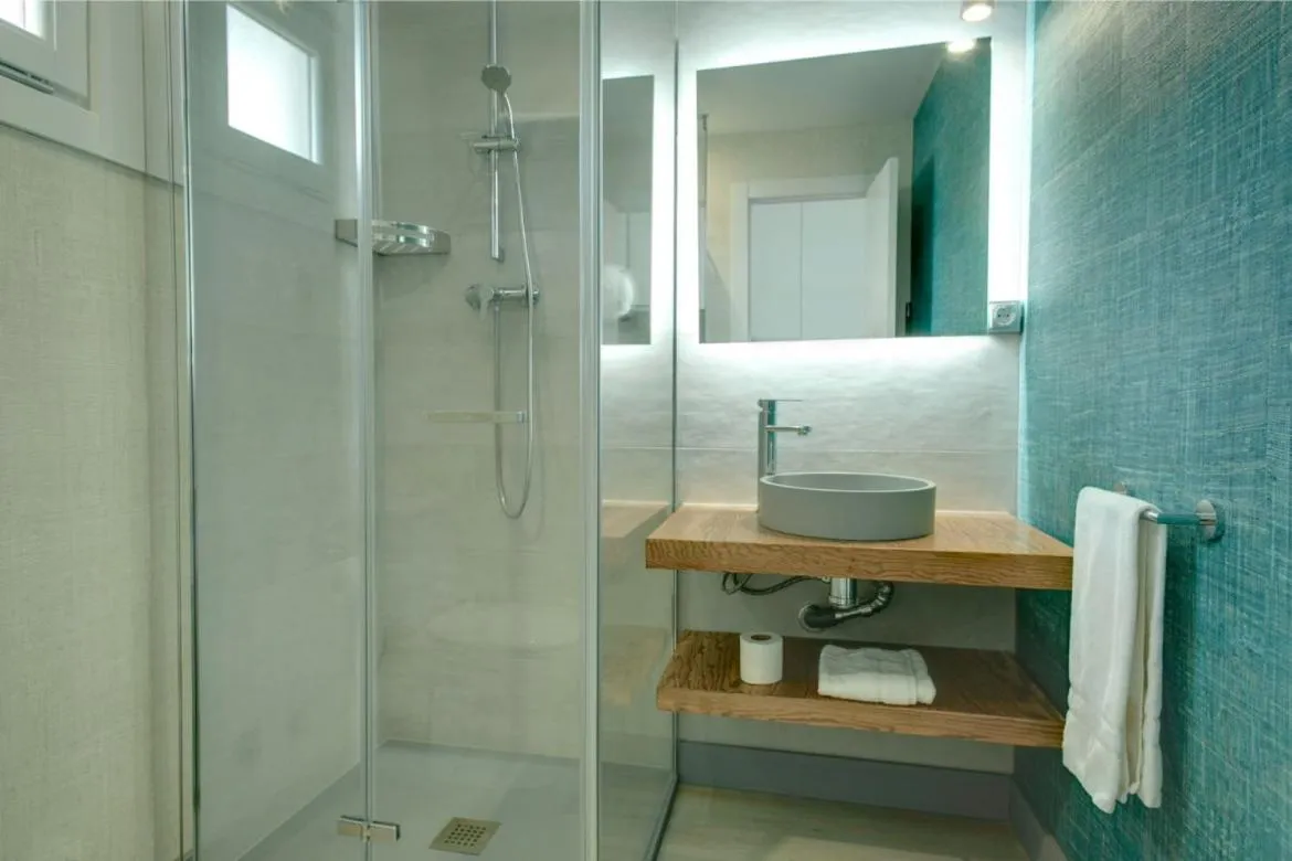 Bathroom in Alannia Els Prats