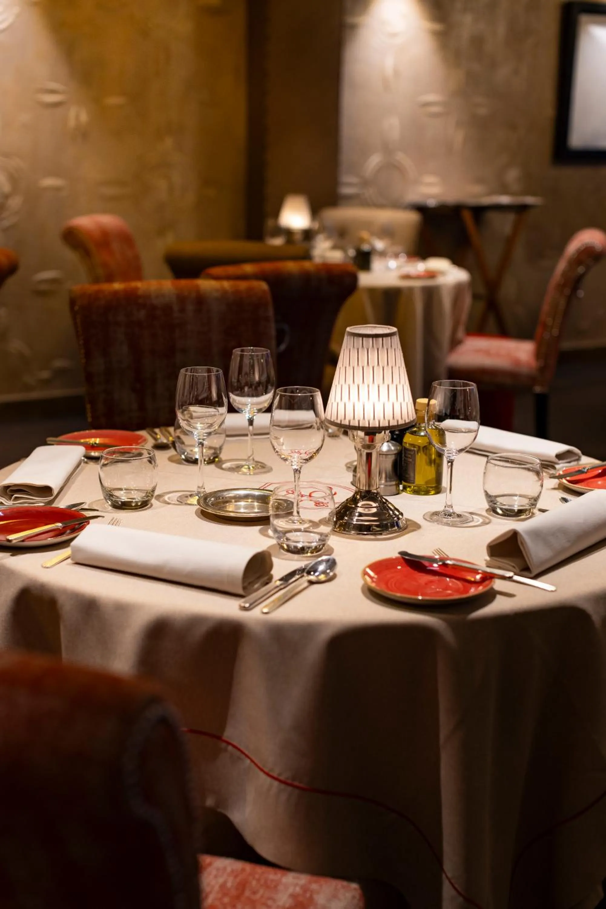 Restaurant/places to eat in Le Lana