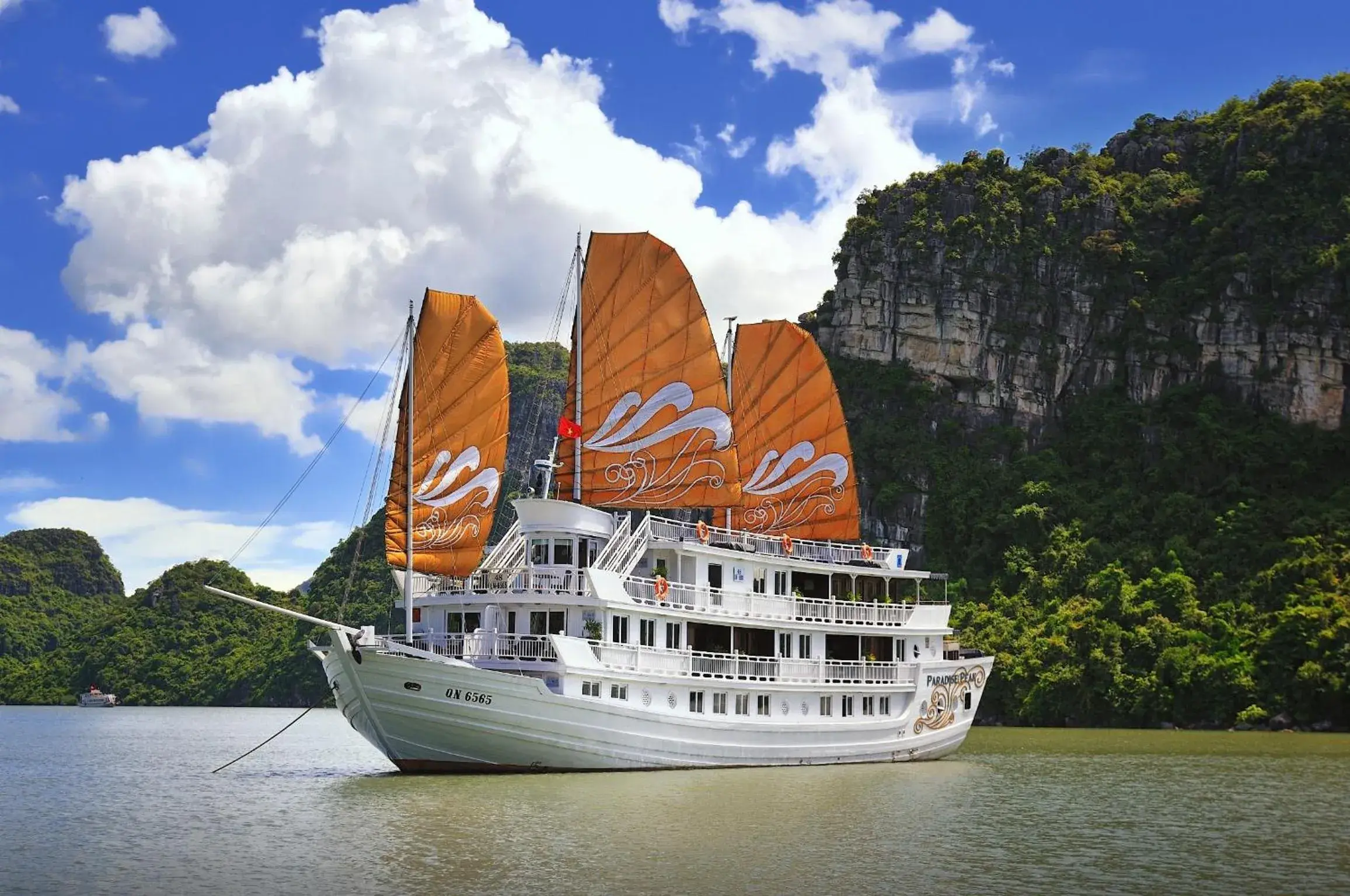 Paradise Peak Cruise Paradise Peak Cruise