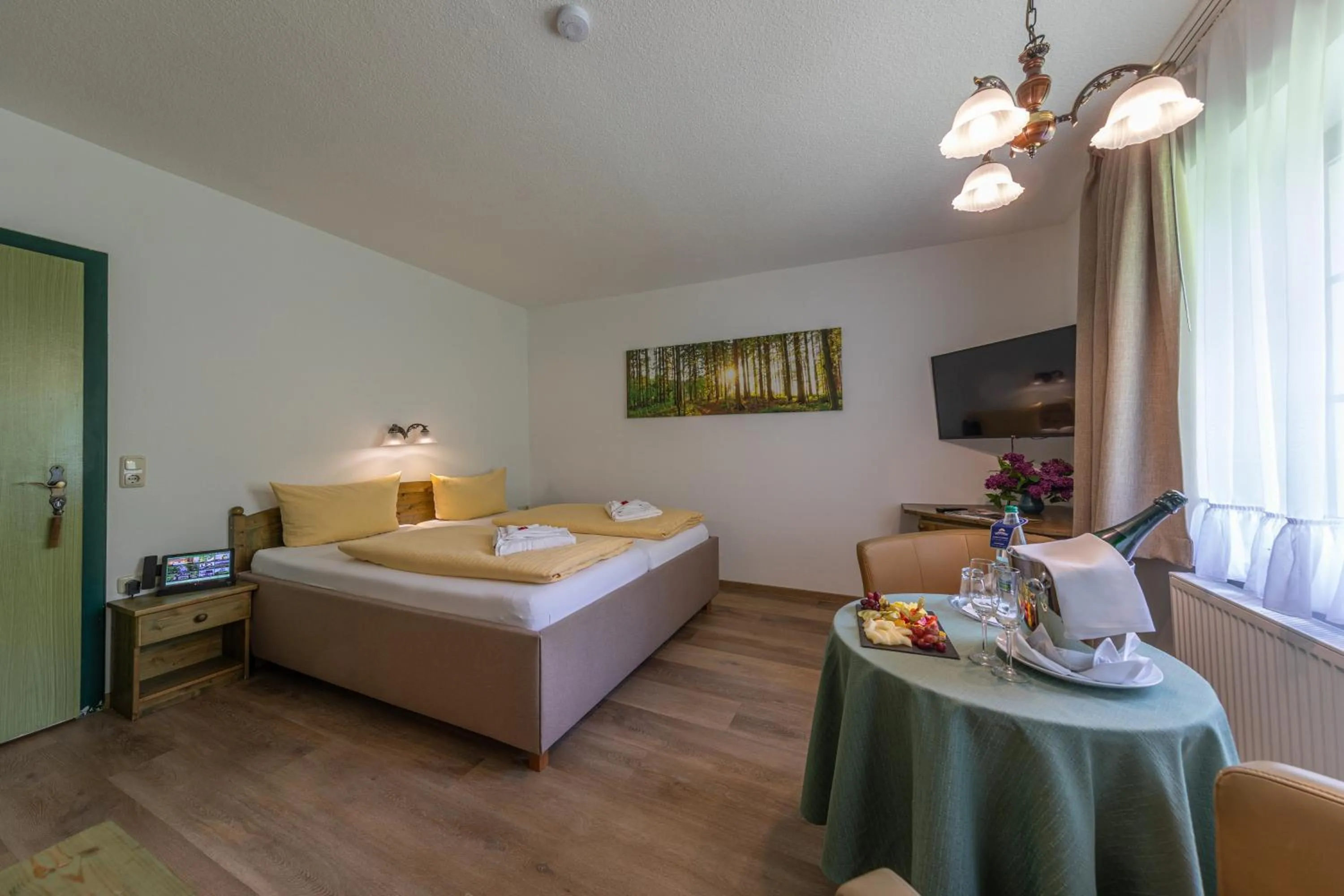 Photo of the whole room, Bed in Waldgasthof & Hotel Am Sauwald