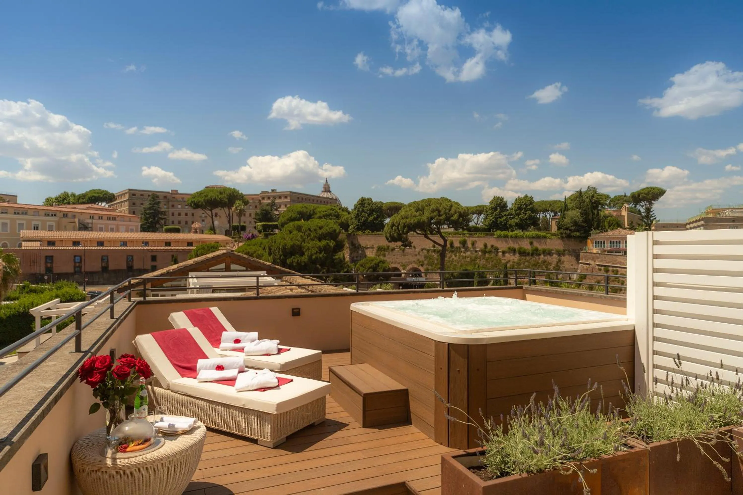 Hot Tub in Villa Agrippina Gran Meliá – The Leading Hotels of the World