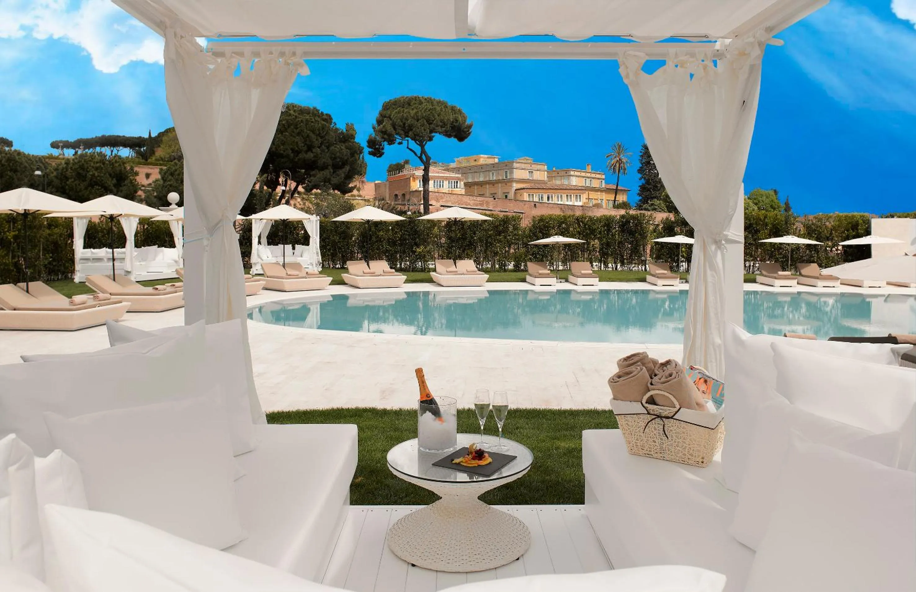 Swimming pool in Villa Agrippina Gran Meliá – The Leading Hotels of the World
