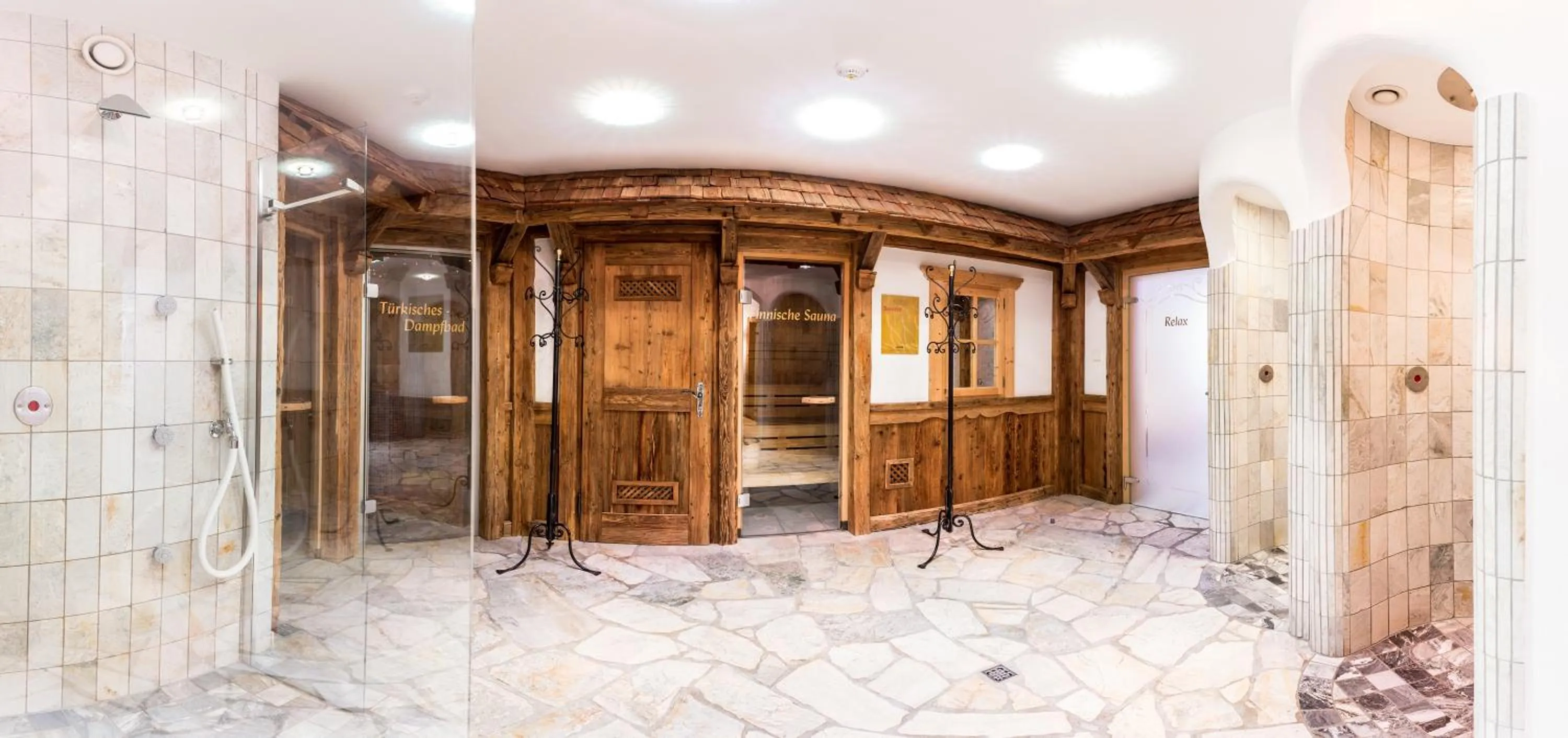 Spa and wellness centre/facilities in Hotel Goldene Rose