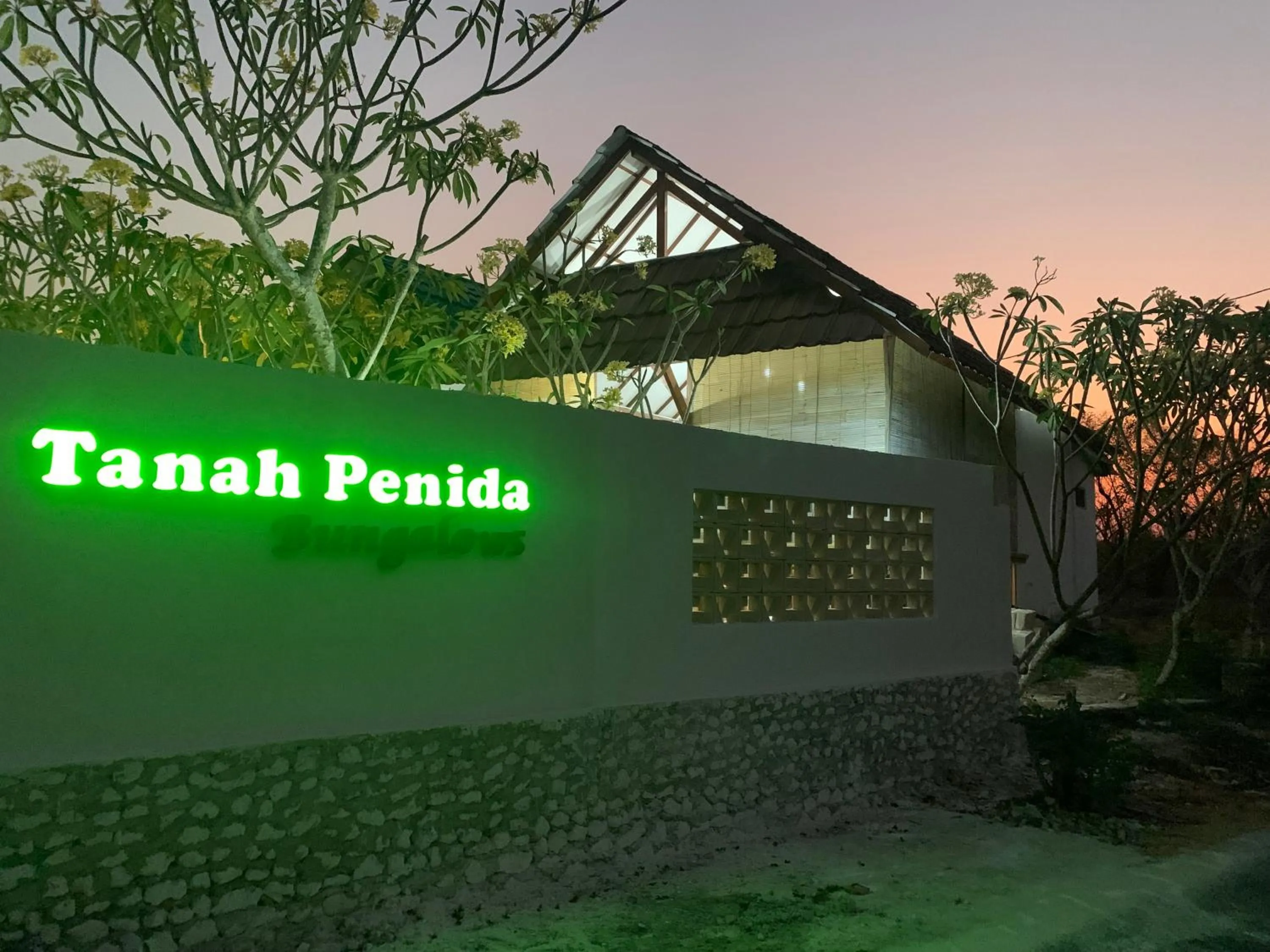 Property logo or sign in Tanah Penida Bungalows