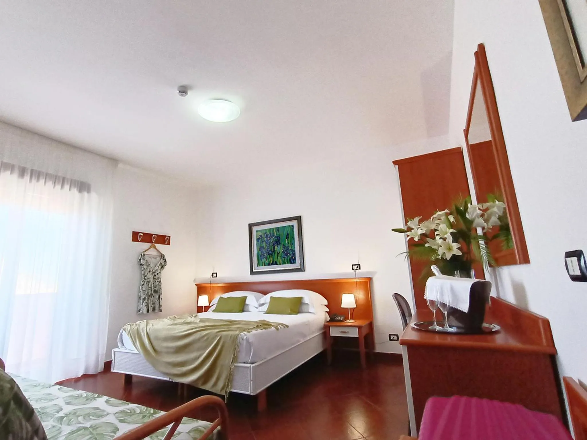 Shower, Bed in Best Western Hotel Martello