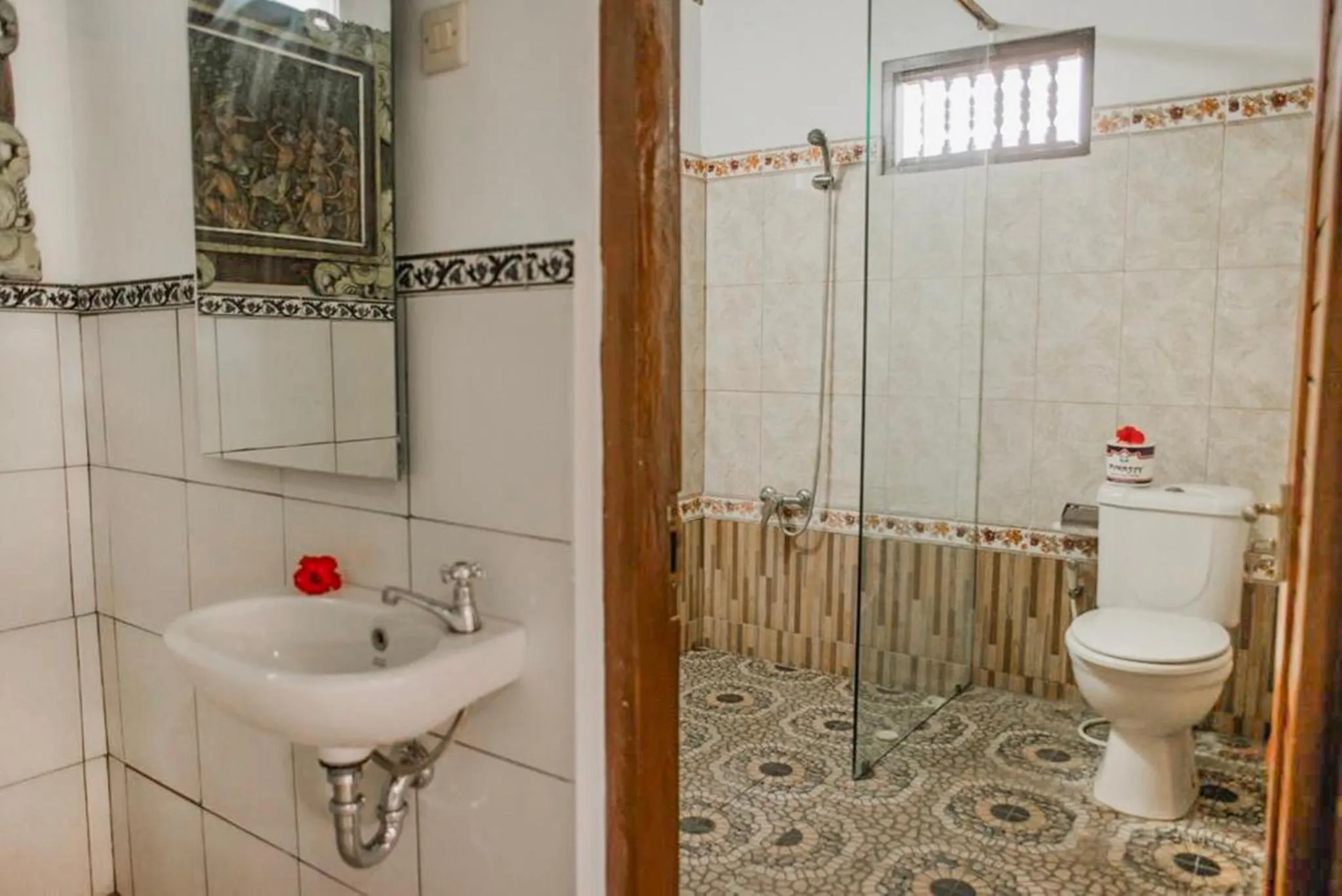 Shower in Artha Dewata Home Stay