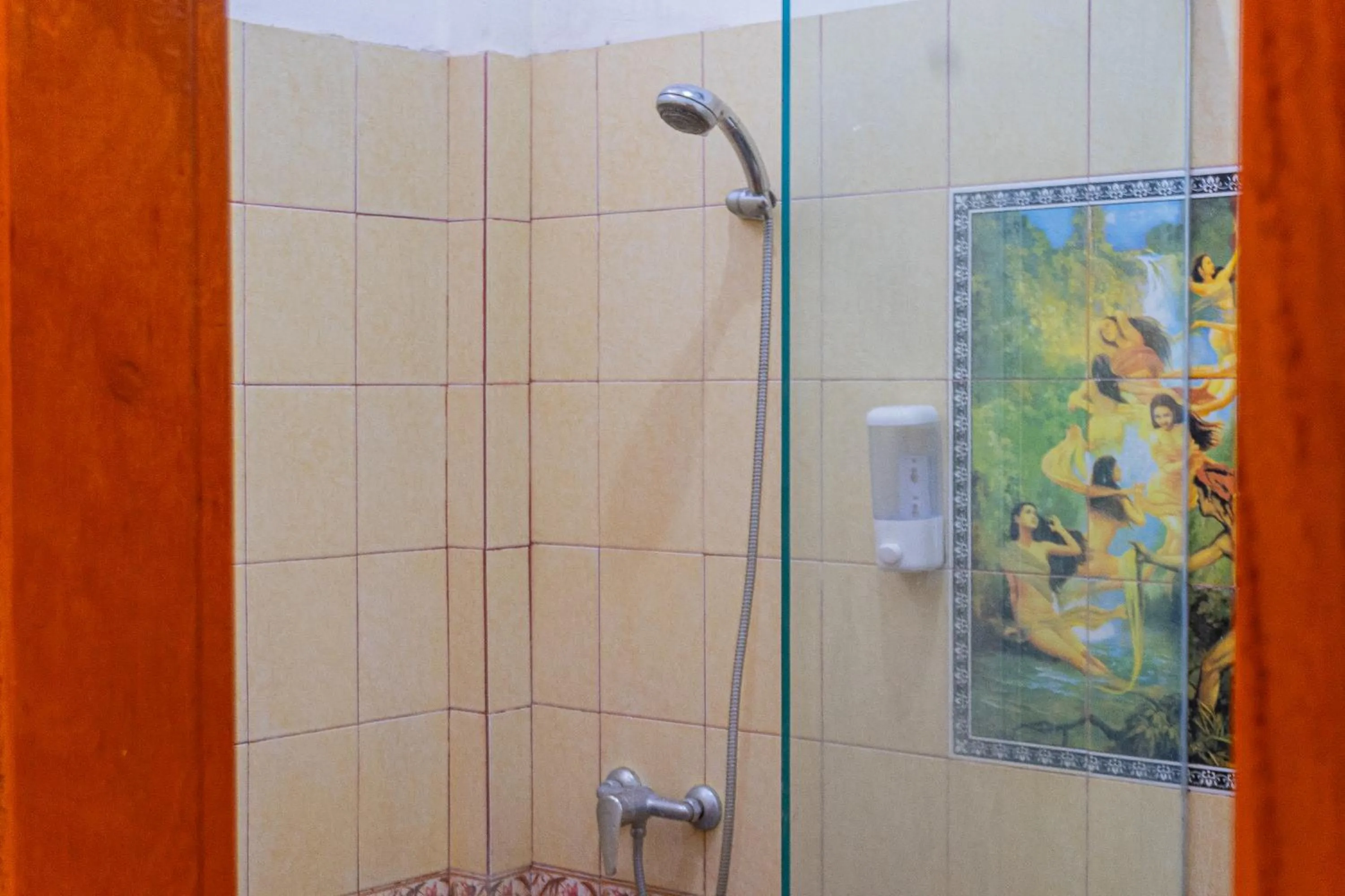 Shower in Artha Dewata Home Stay