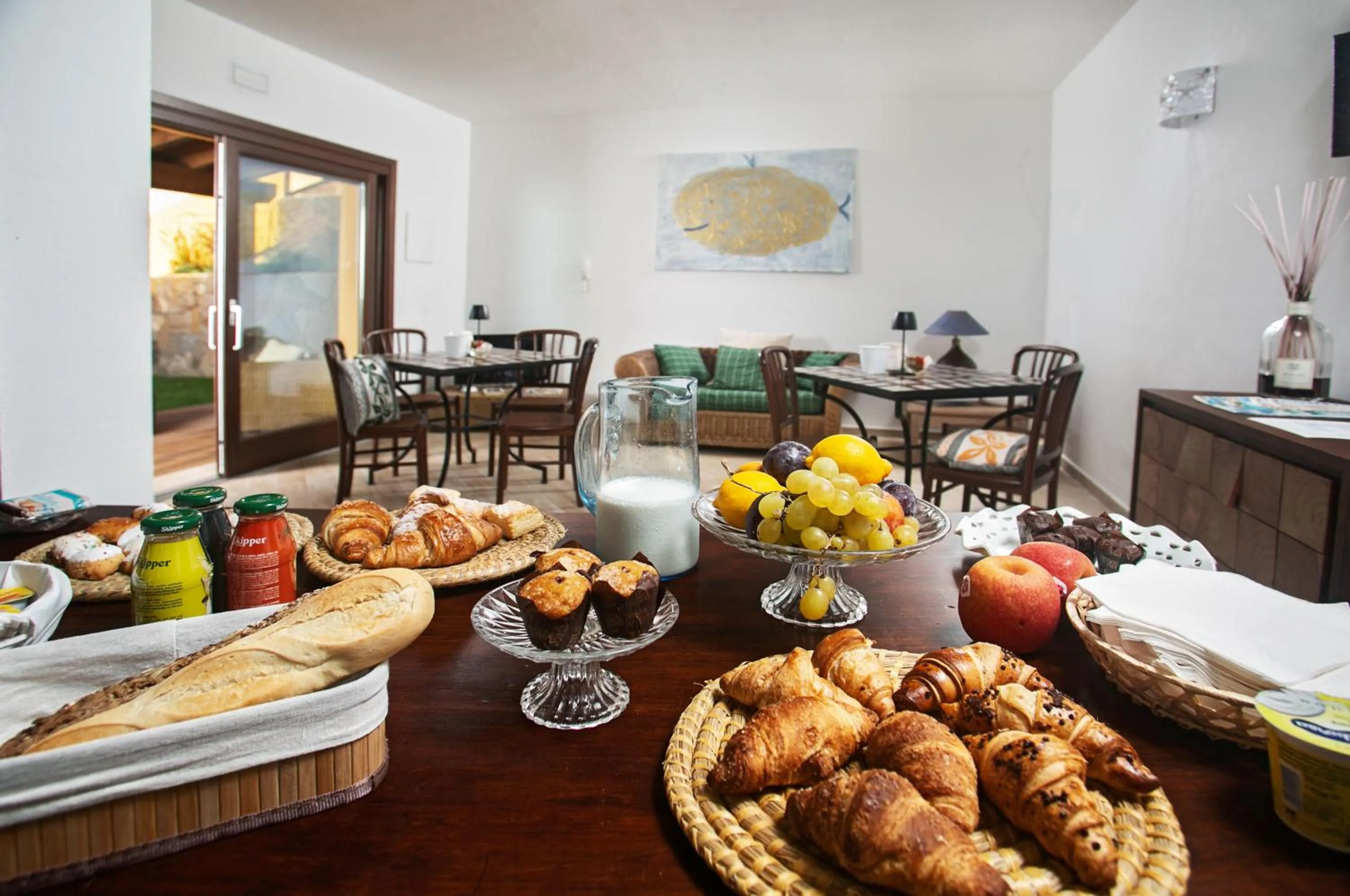 Restaurant/places to eat in Punta Falcone Resort