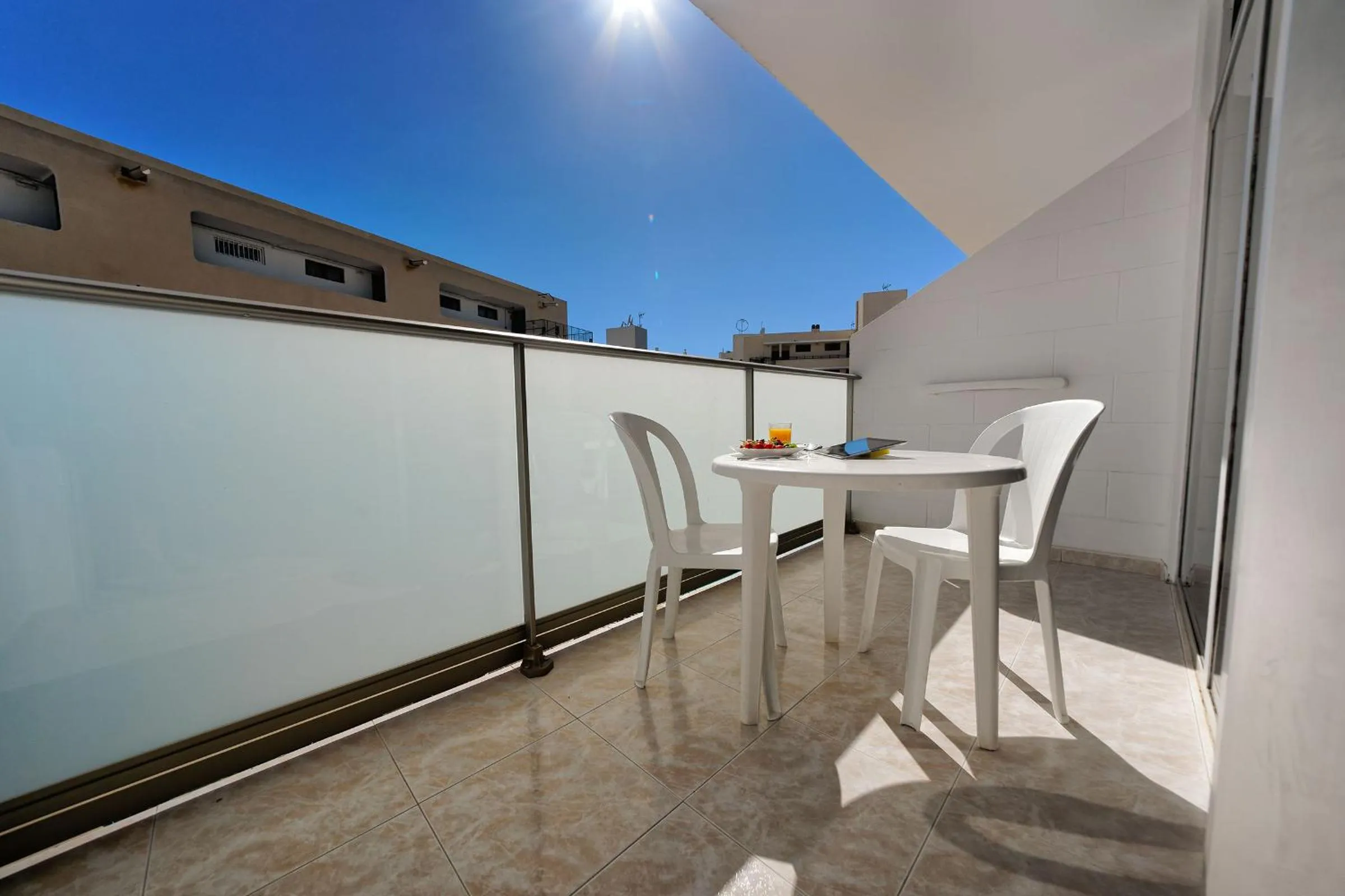 Balcony/Terrace in Apartamentos Strelitzias