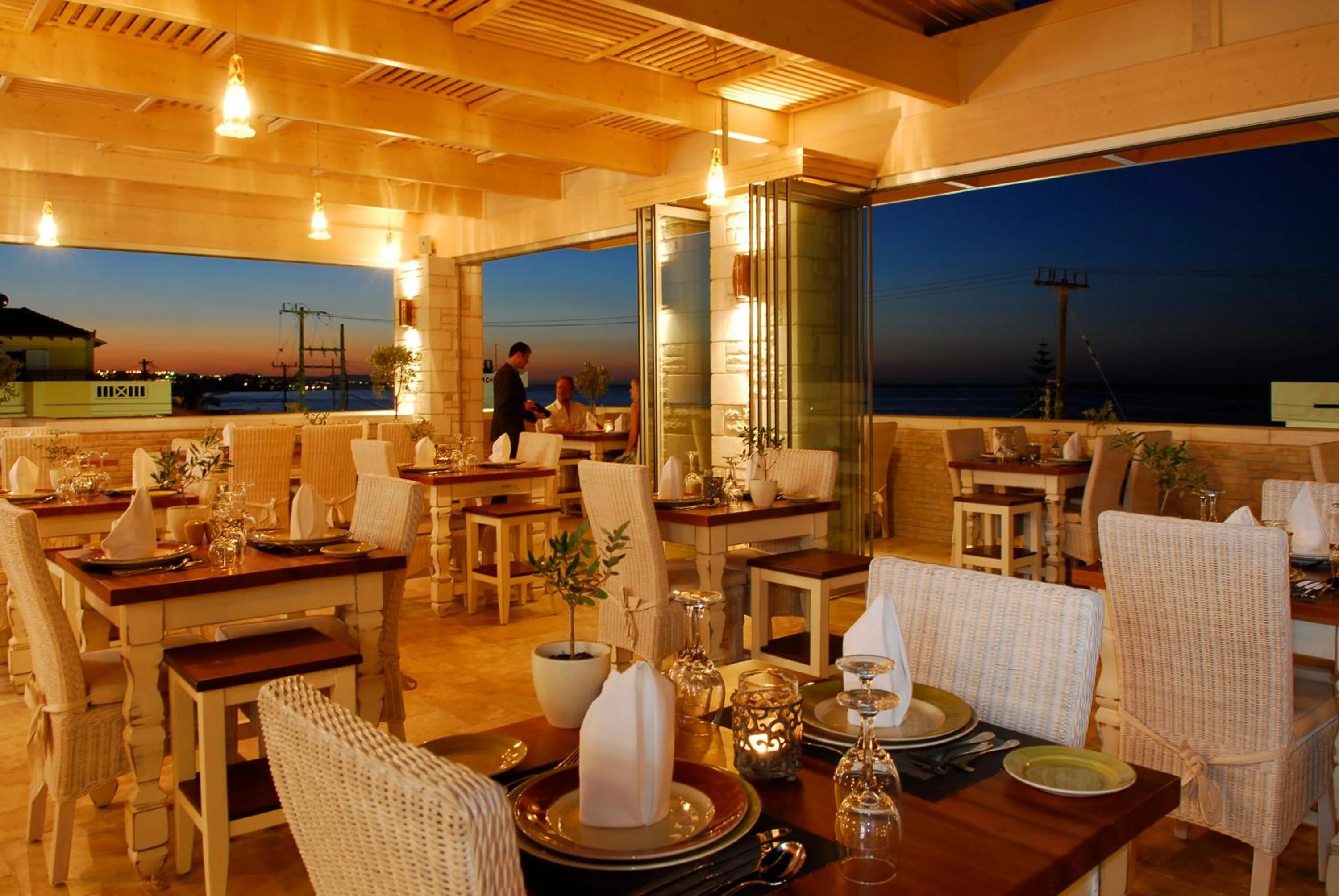 Restaurant/places to eat in Cactus Royal Spa & Resort Adults Only