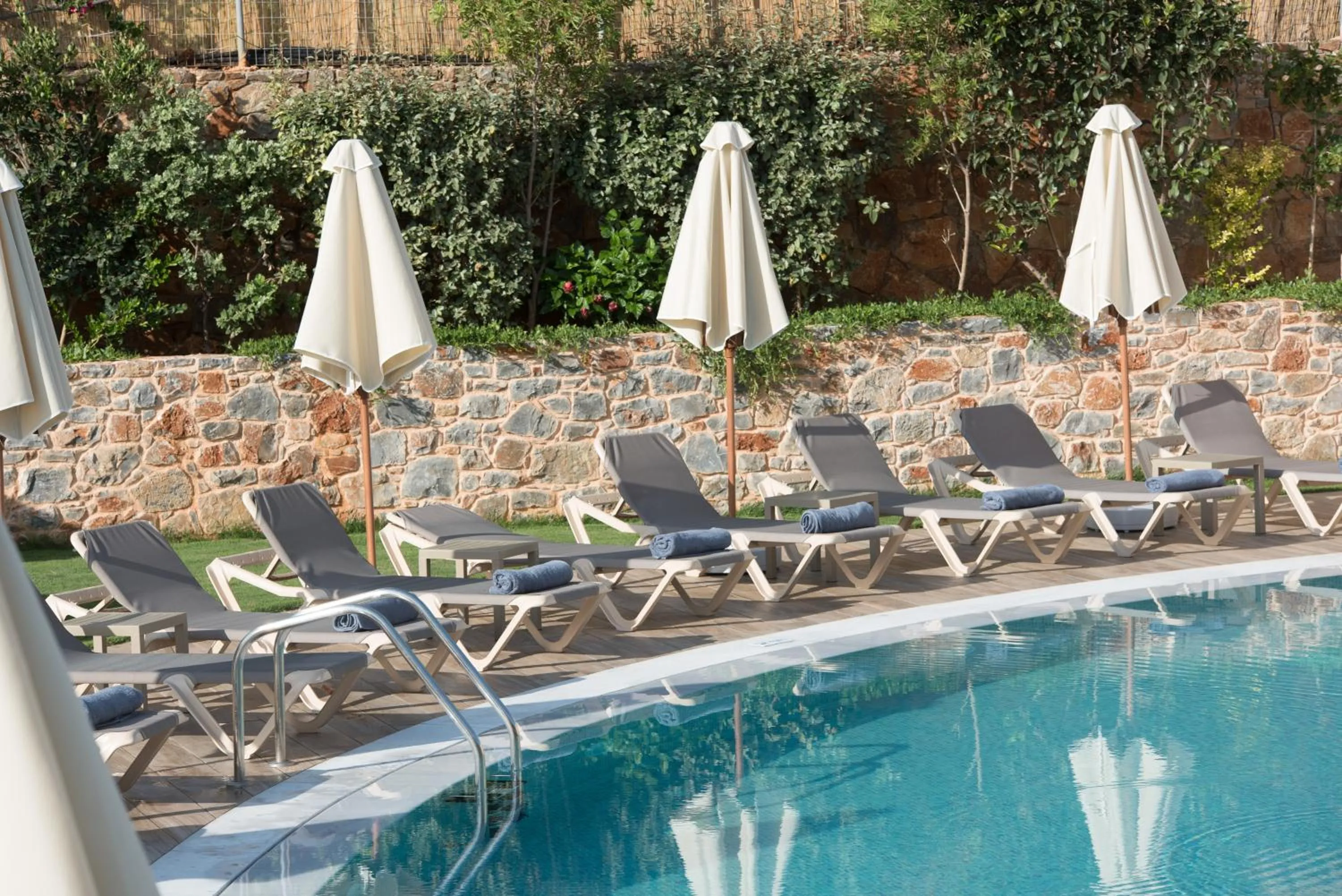 Swimming pool in Cactus Royal Spa & Resort Adults Only