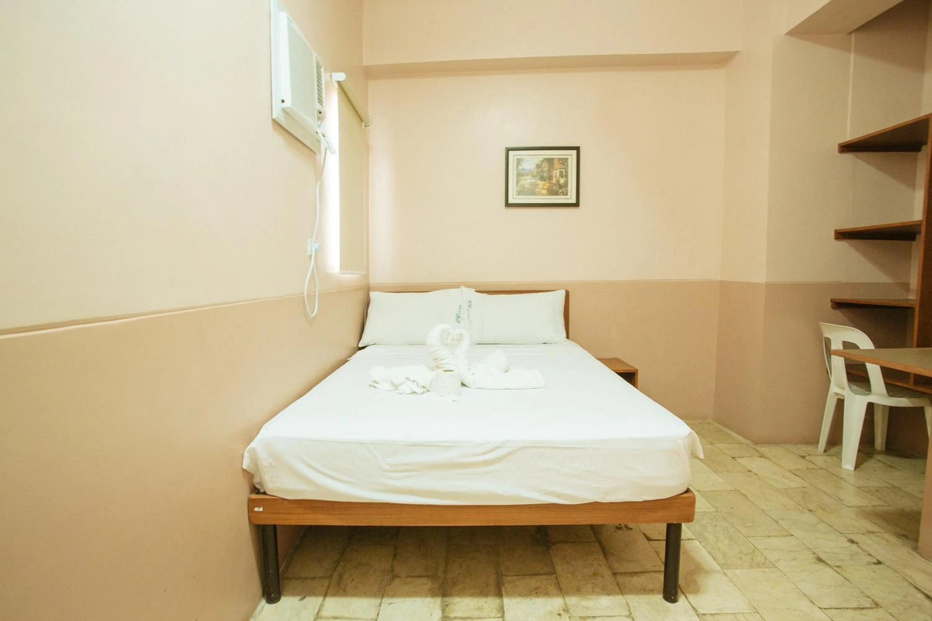 Bed in GV Hotel - Tagbilaran City