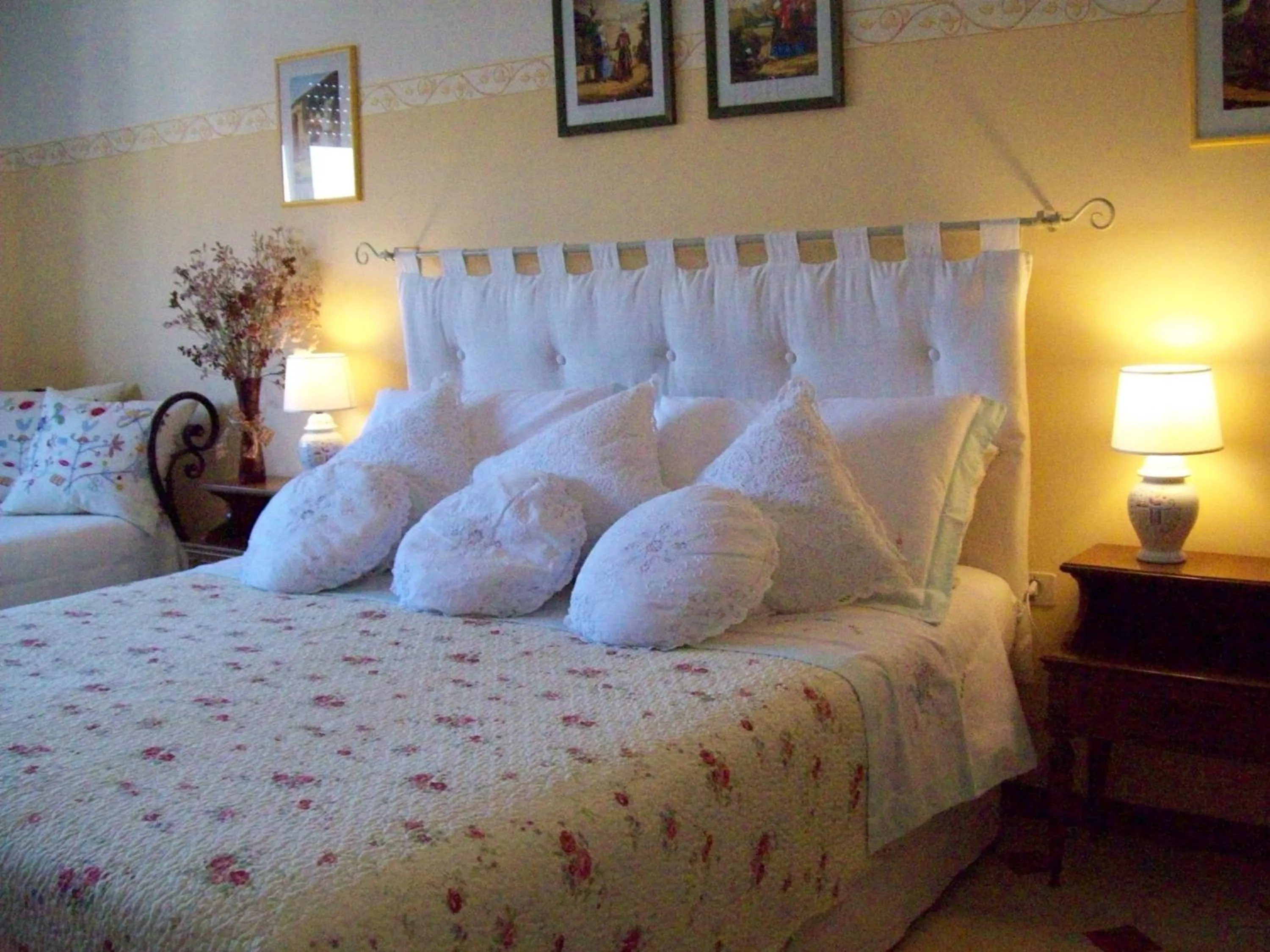 Bed in Sa Chessa B&B