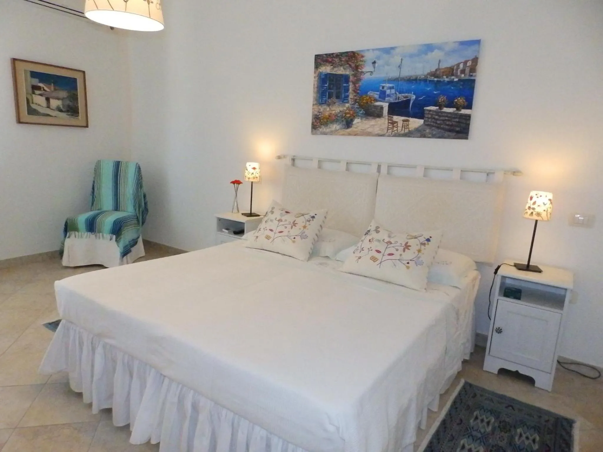 Bed in Sa Chessa B&B