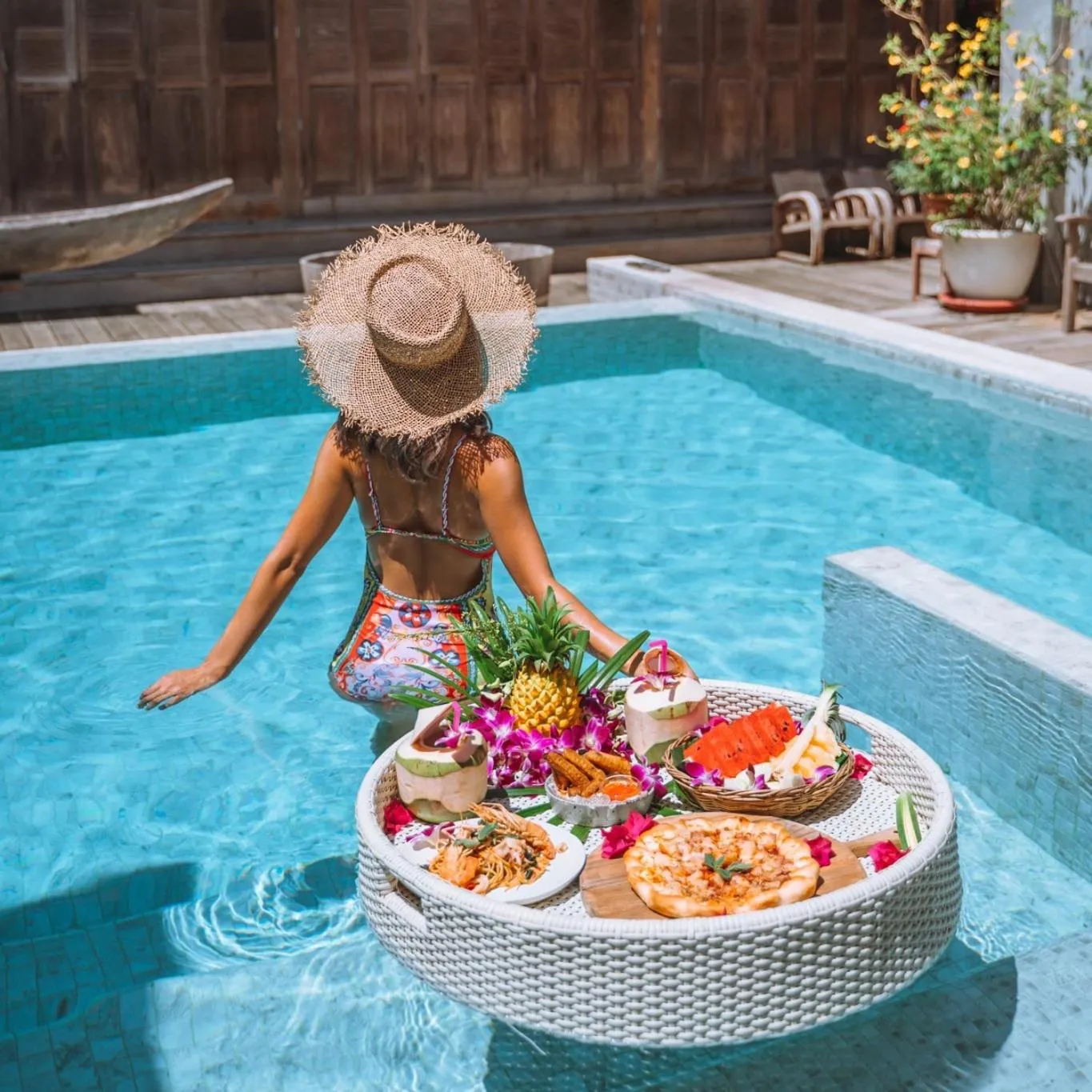 Food and drinks in House Of Passion Amphawa