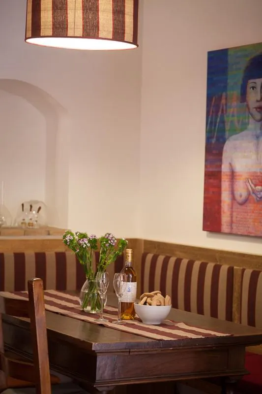 Dining area in Sant'Angelo 42