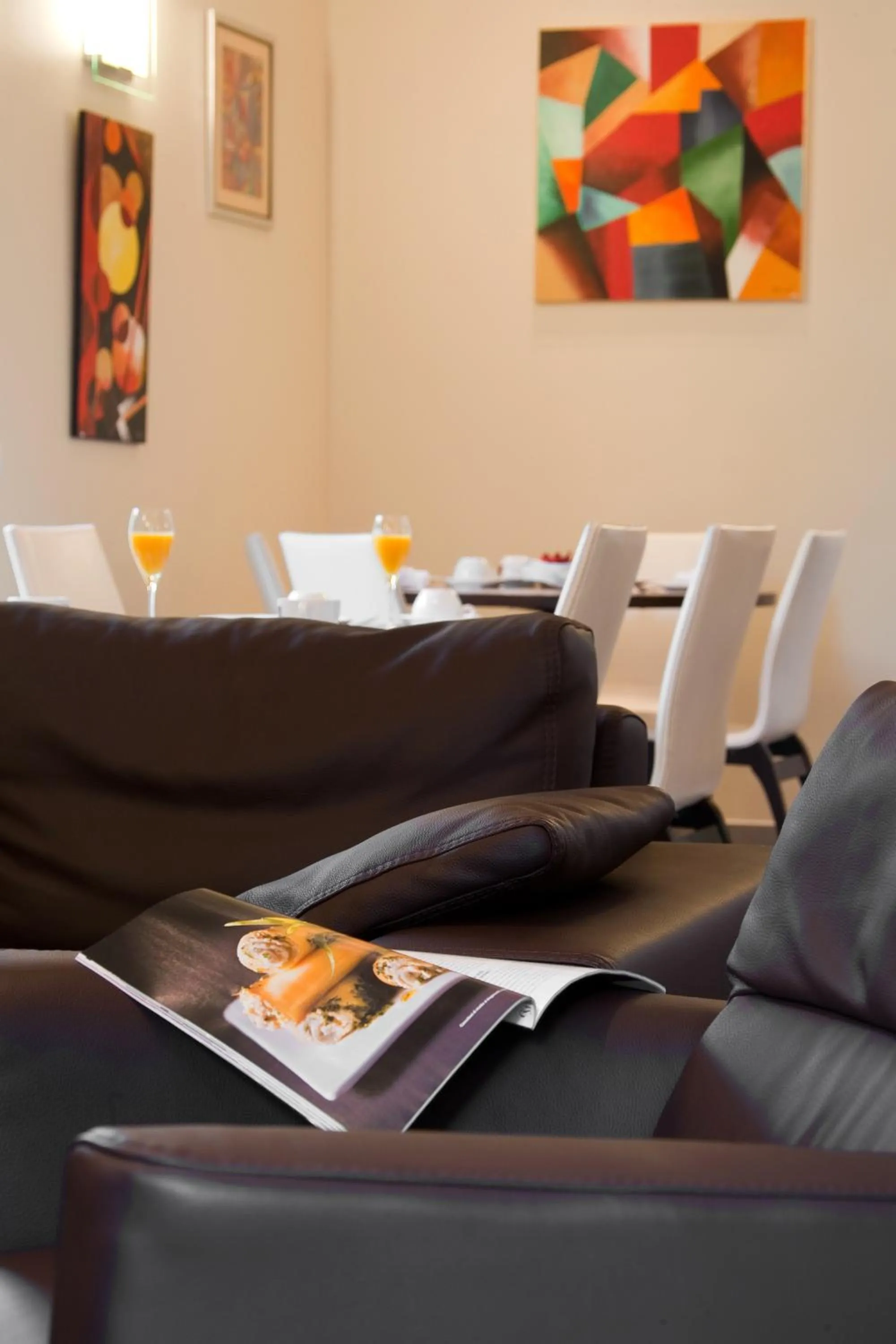 Communal lounge/ TV room in Auberge Du Moulin Marin