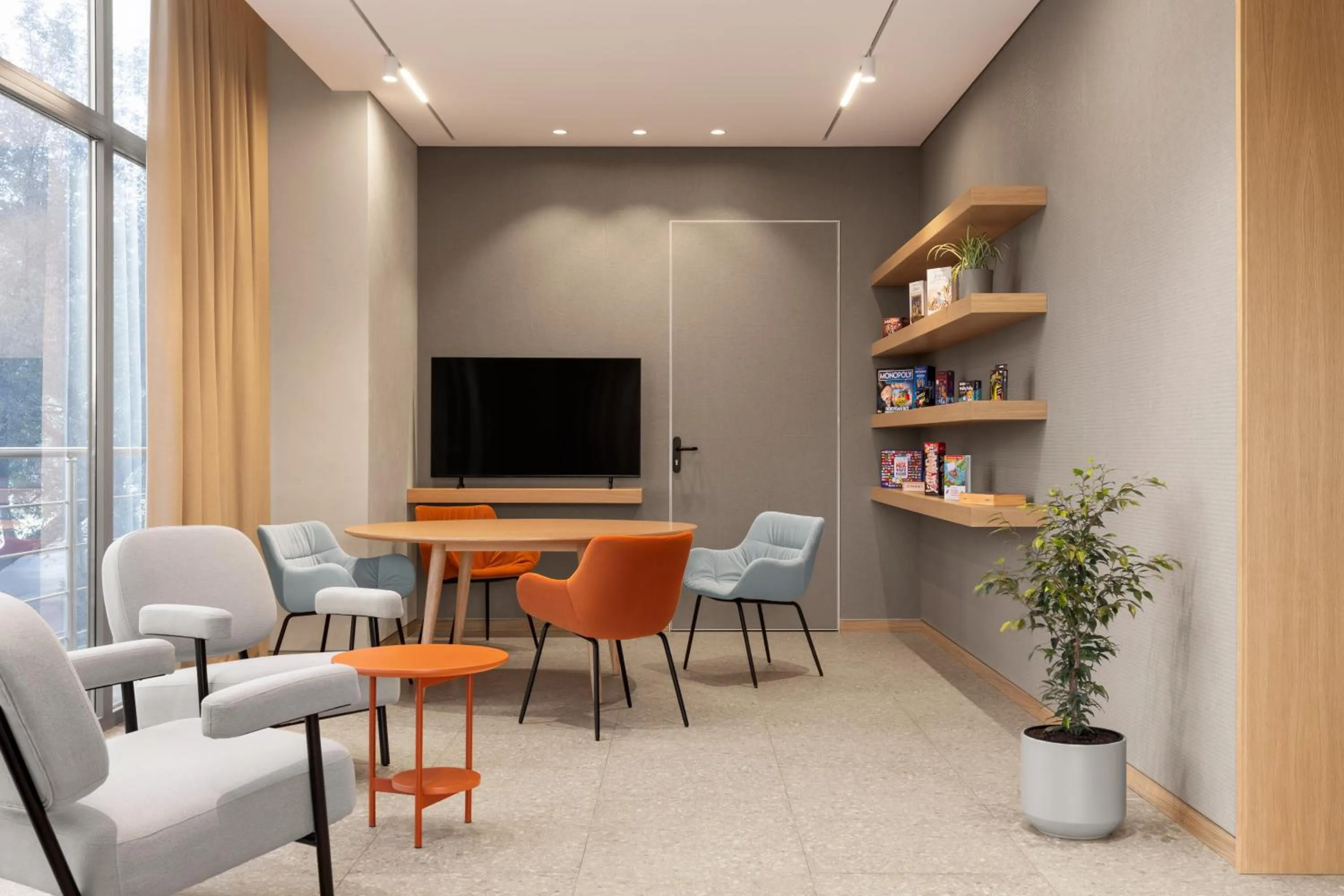 Coffee/tea facilities in Holiday Inn Almaty by IHG