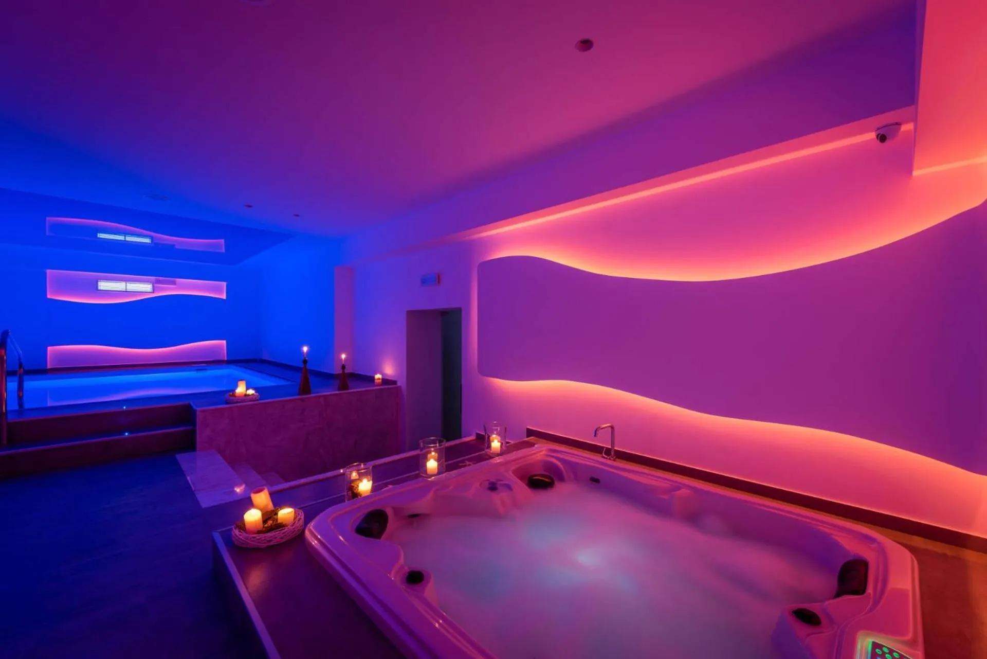 Hot Tub in Mediterranean Beach Resort