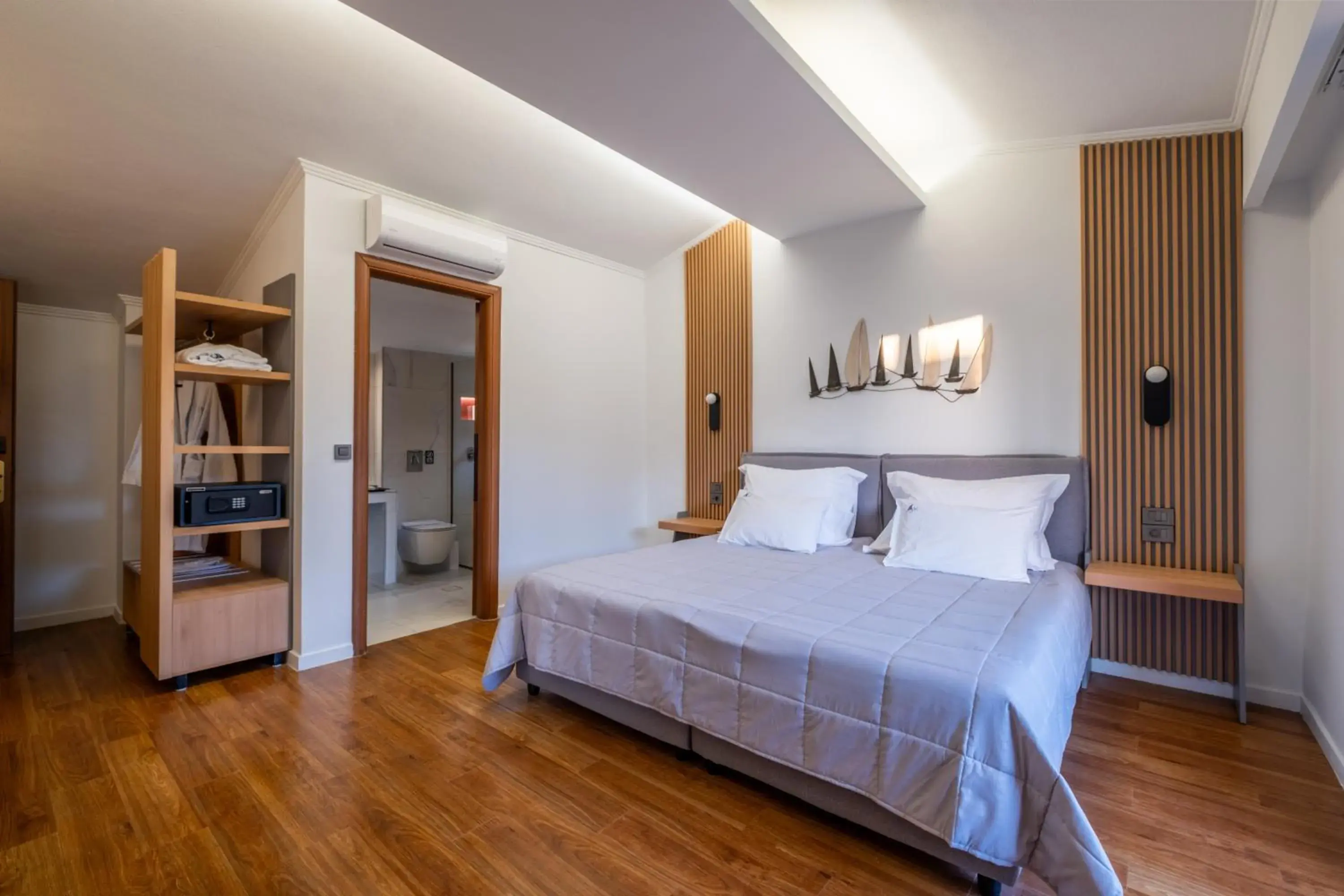 Superior Family Room in Mediterranean Beach Resort Superior Family Room in Mediterranean Beach Resort