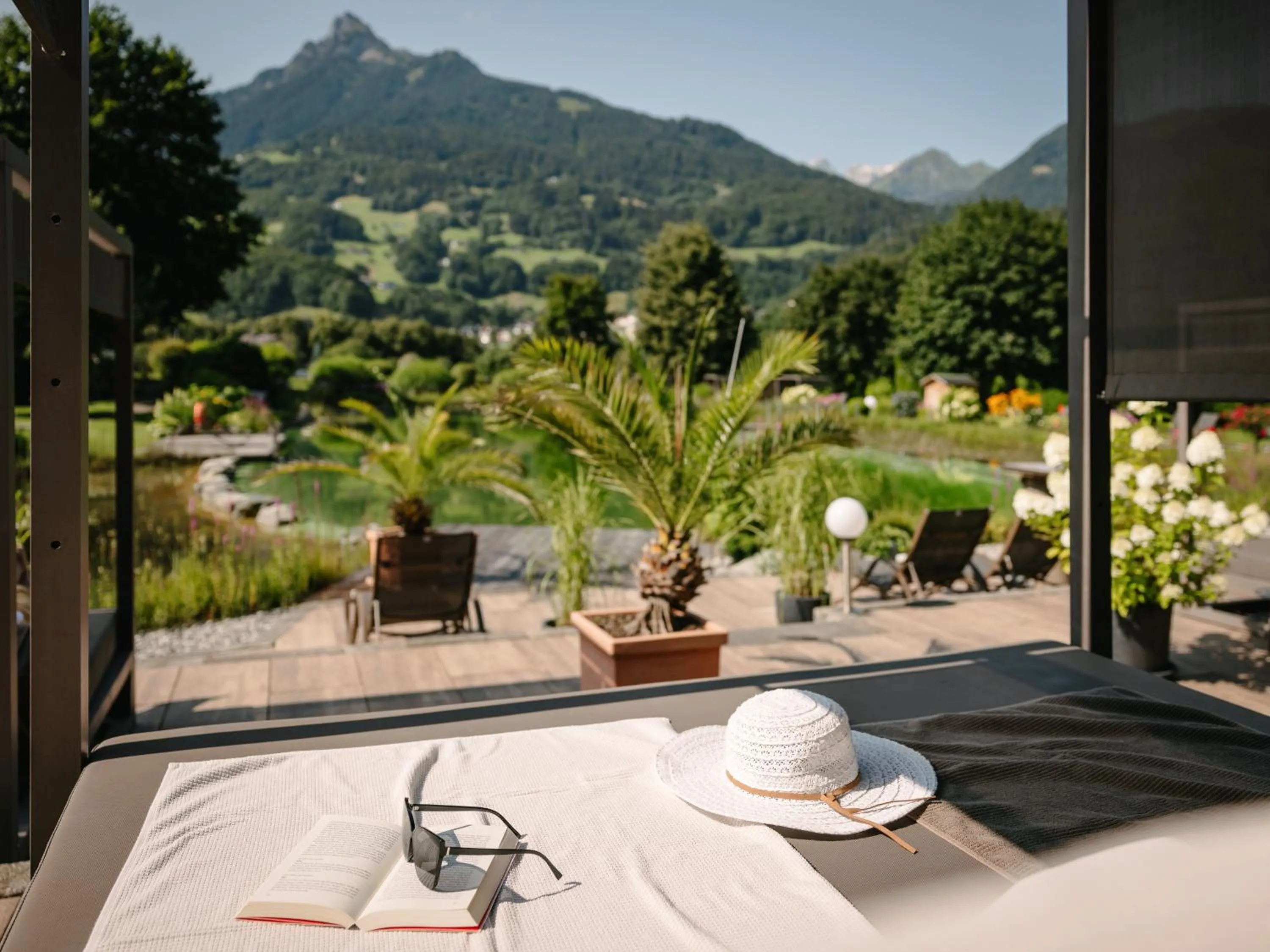 Garden in Hotel Vitalquelle Montafon