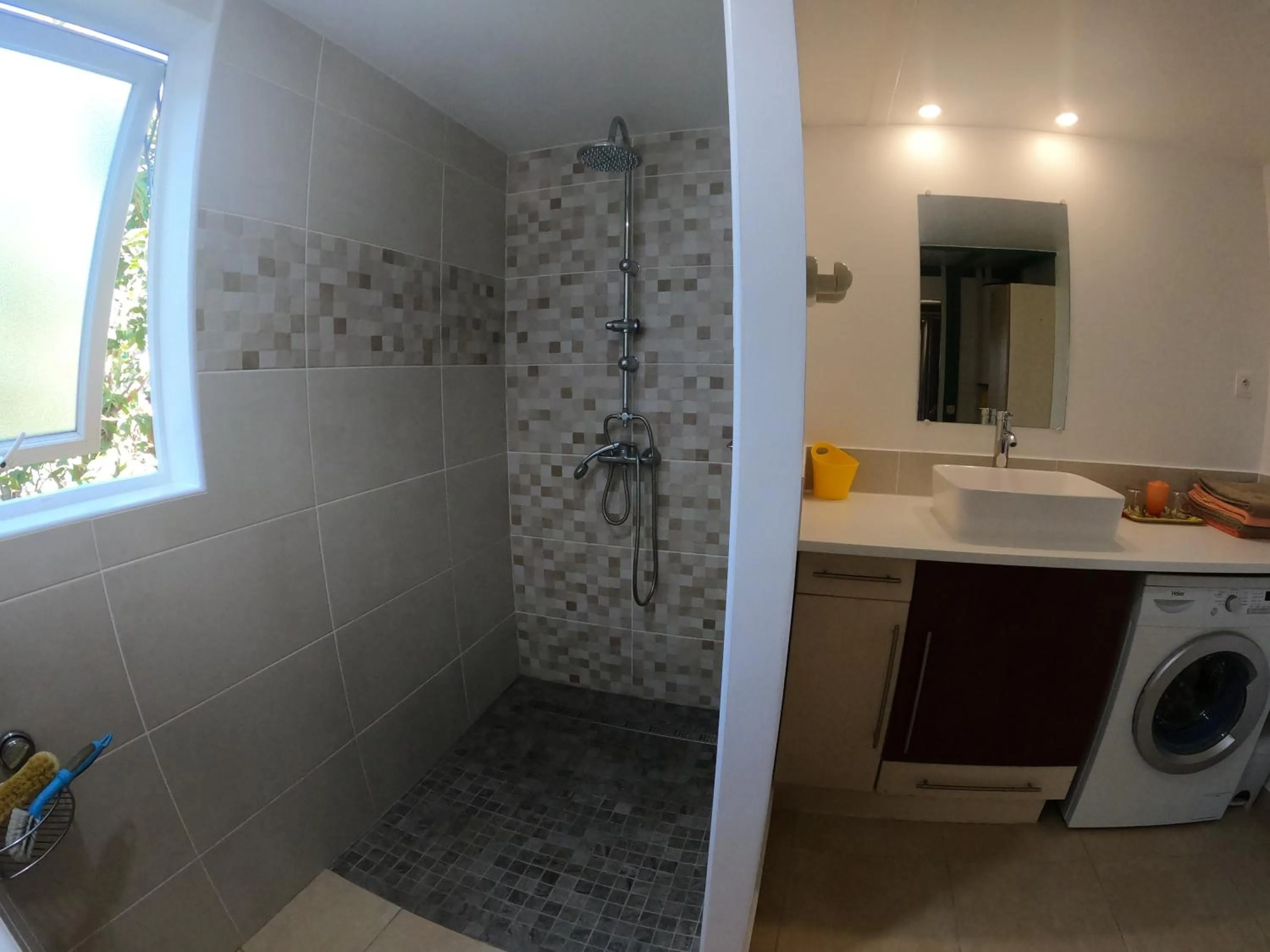 Bathroom in Les Agapanthes