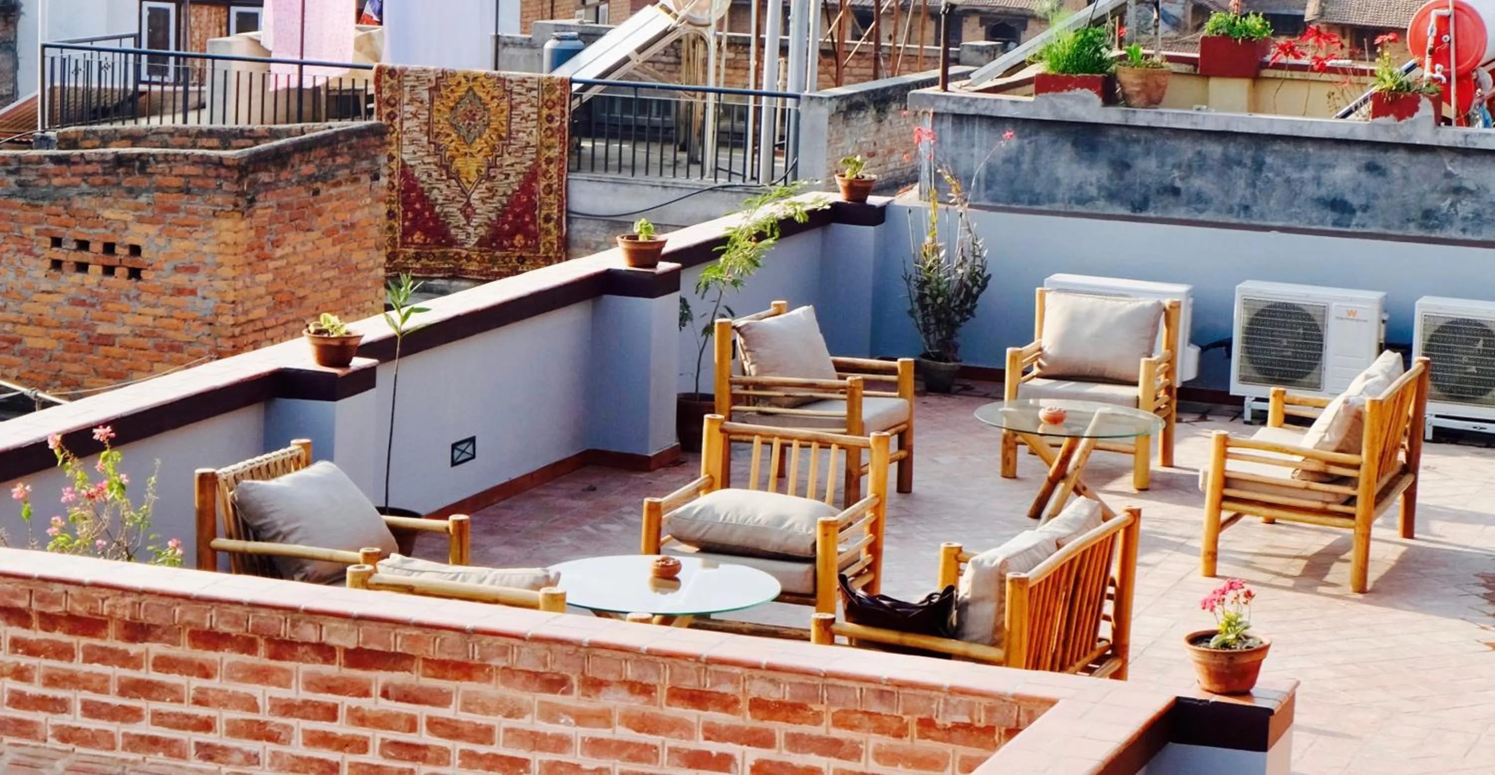 Patio in Hotel Timila