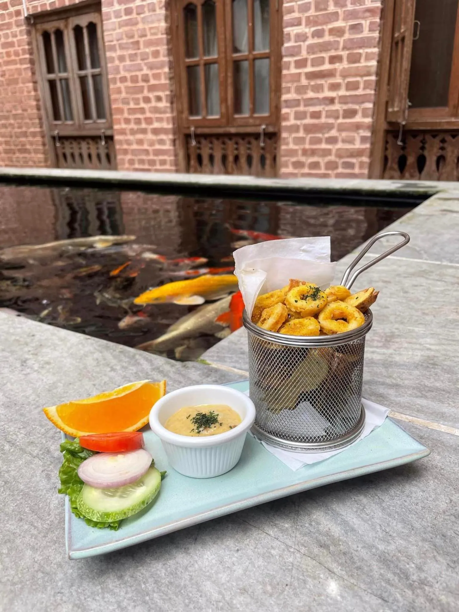 Restaurant/places to eat in Hotel Timila