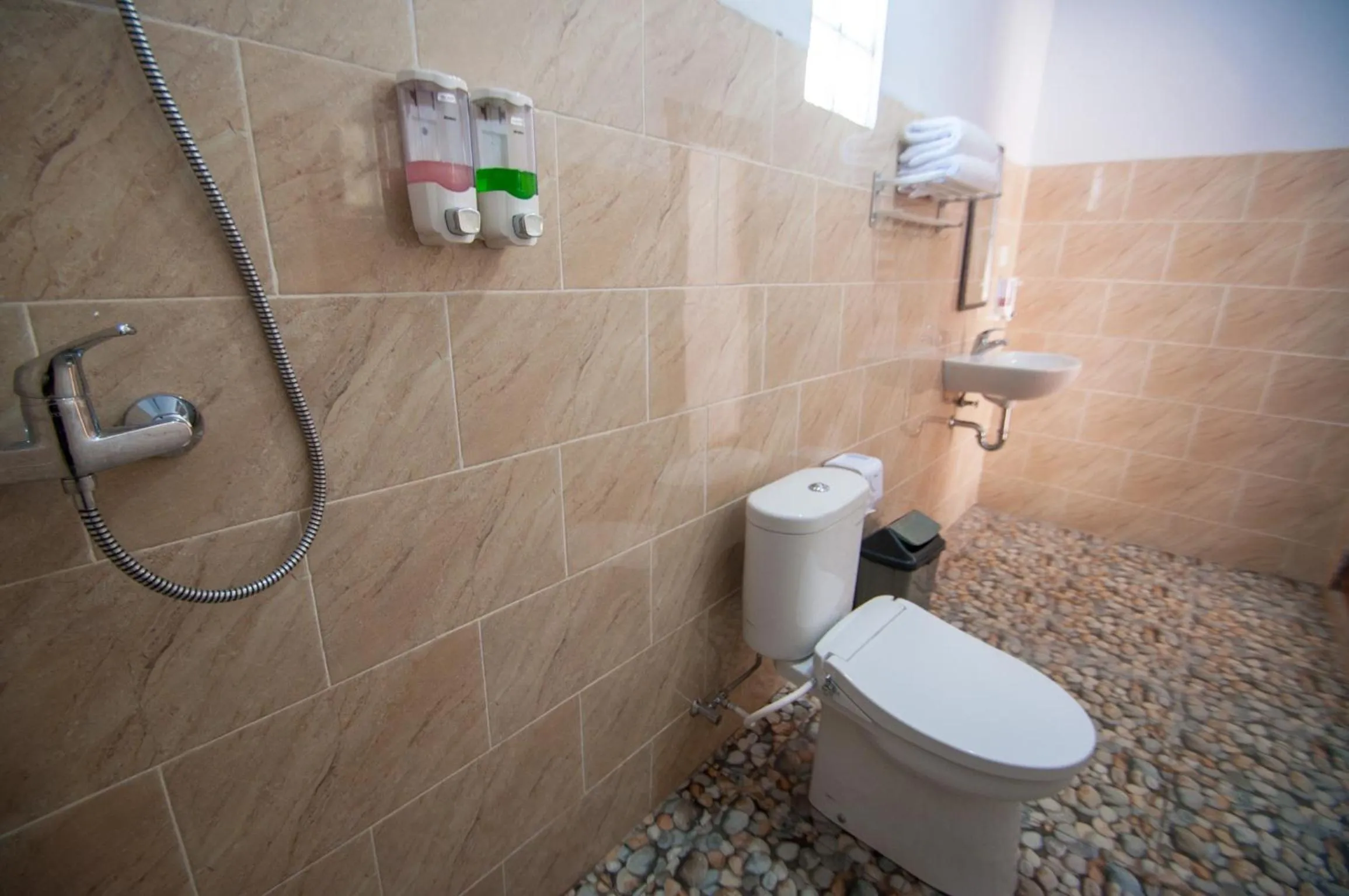 Toilet in The Dagan Bungalow