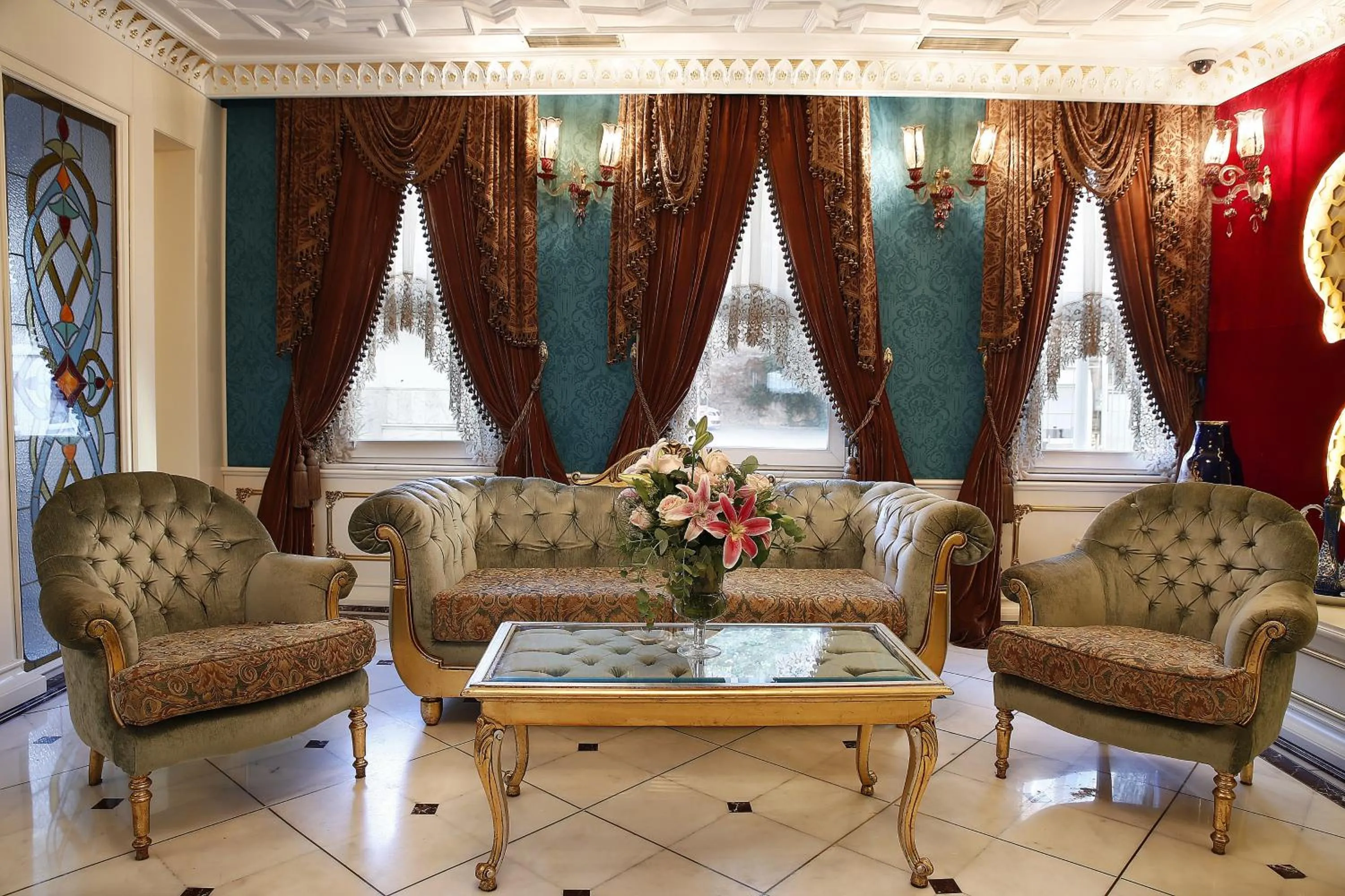 Lobby or reception in Fuat Pasa Oteli - Special Category Bosphorus