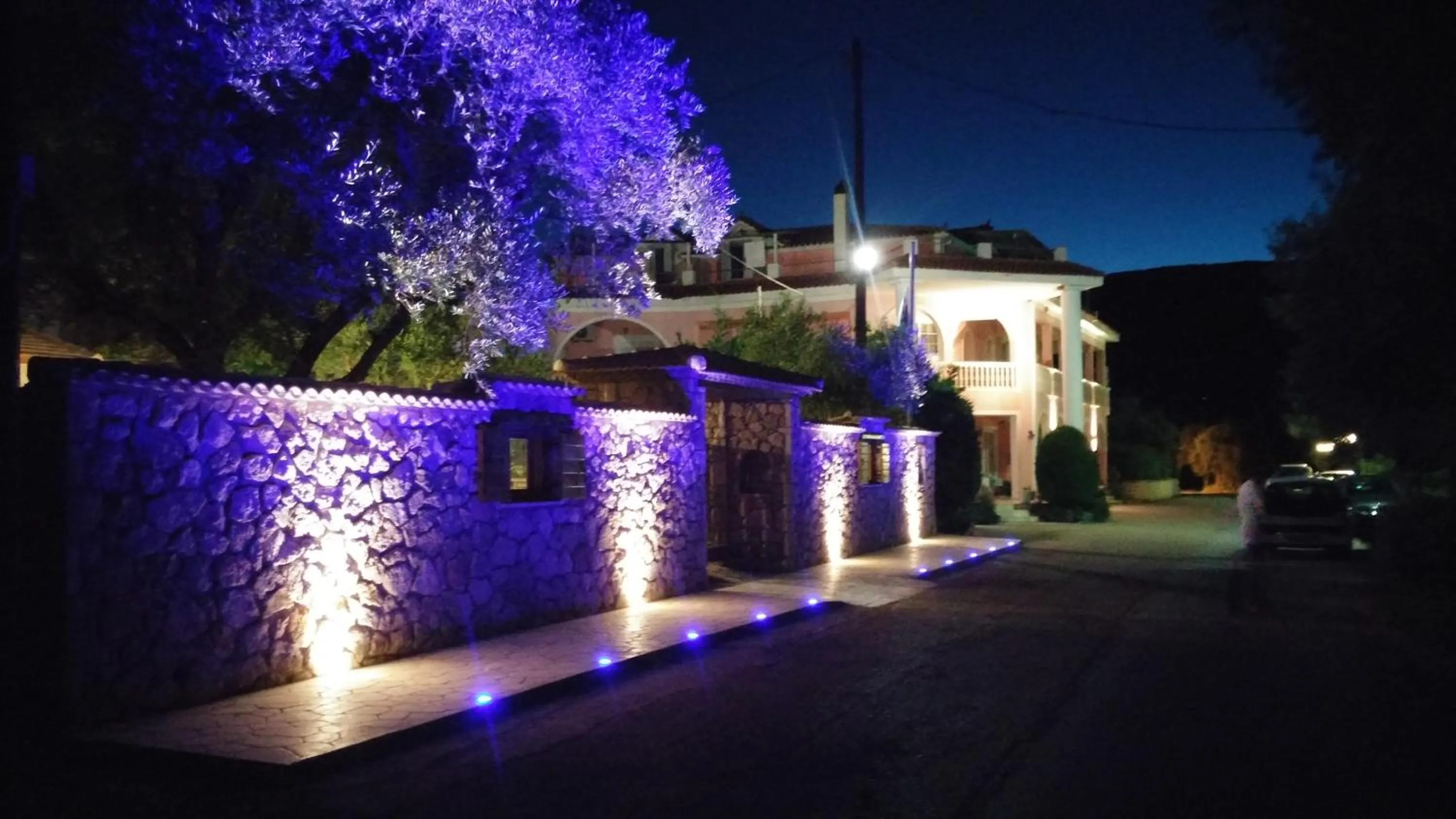 Restaurant/places to eat in Kyprianos