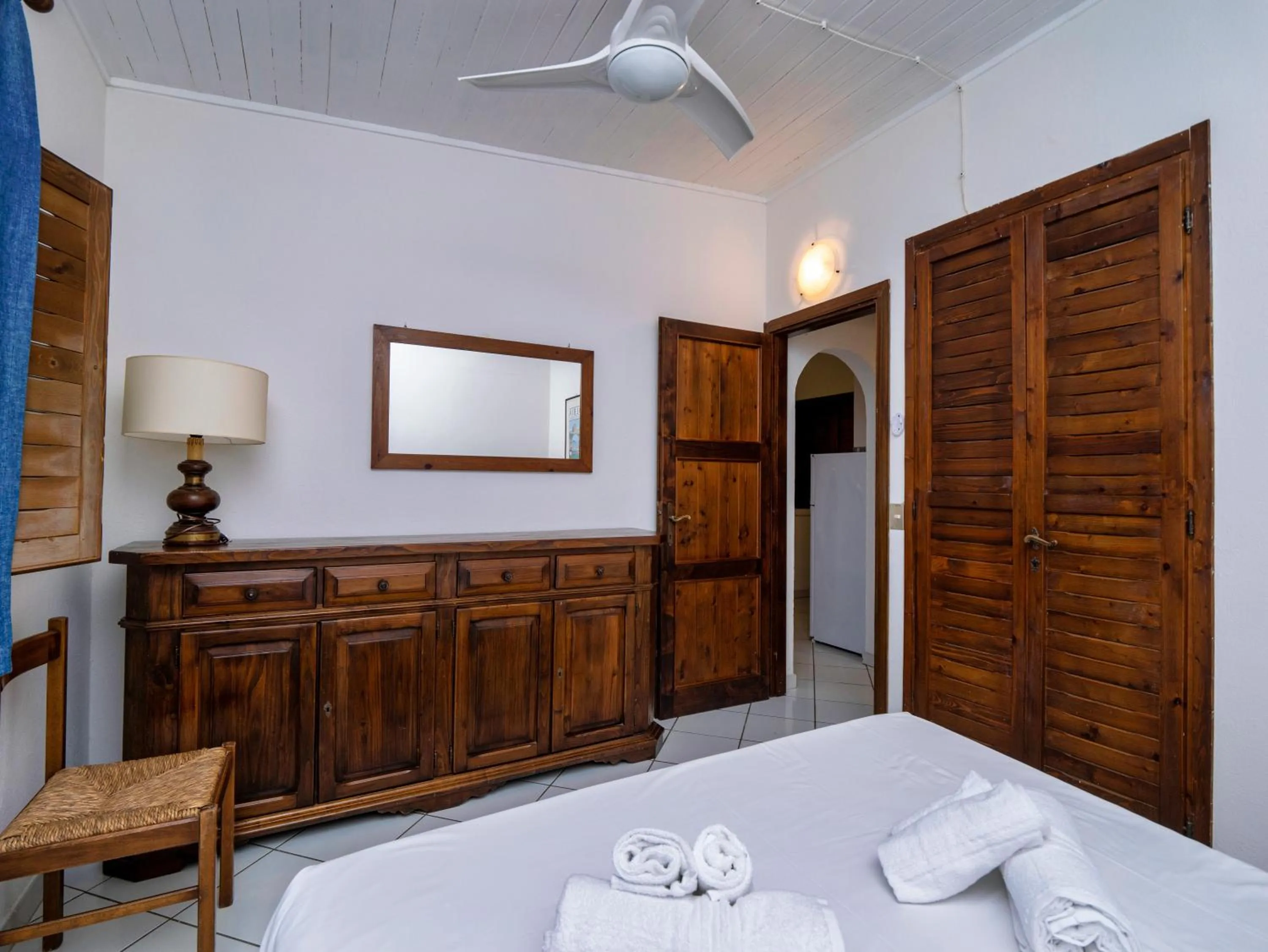 Bedroom, Bed in Marinella, Sardegna