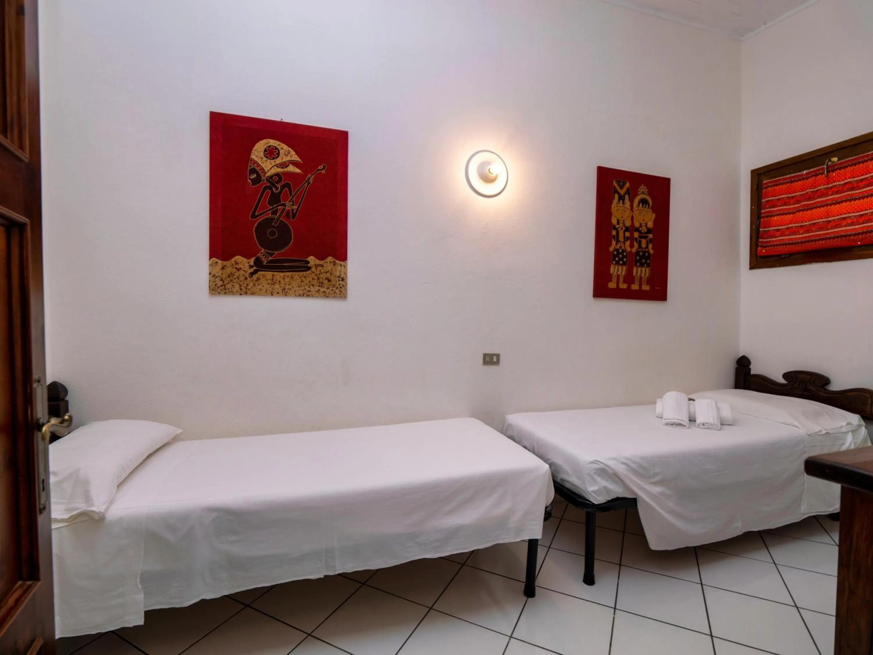 Bedroom, Bed in Marinella, Sardegna