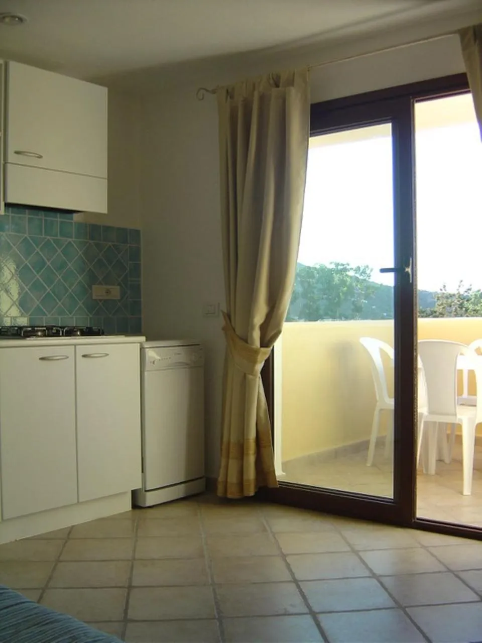 Kitchen or kitchenette in Marinella, Sardegna