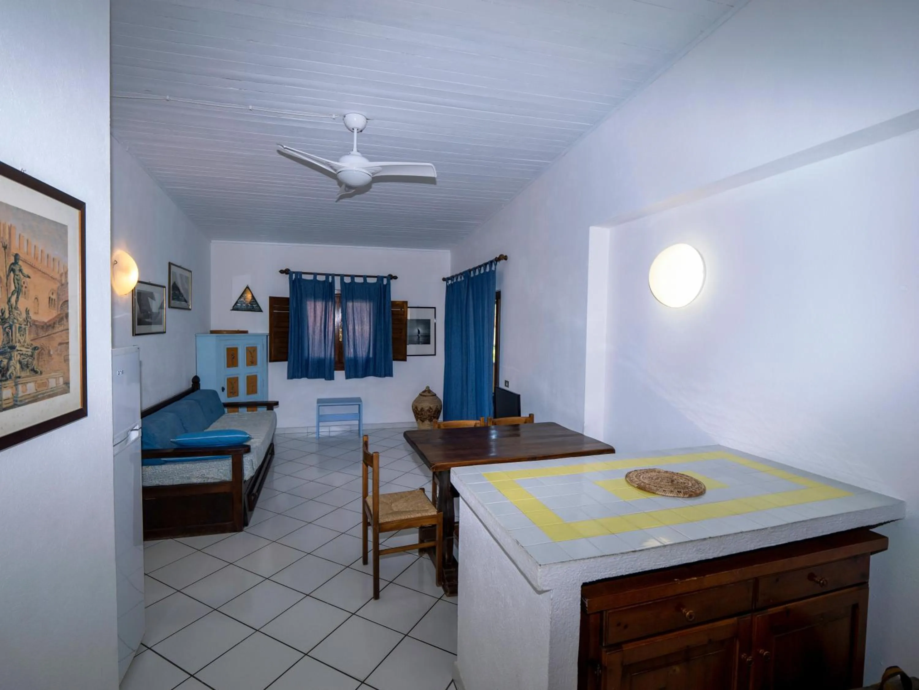 Dining area, Bed in Marinella, Sardegna