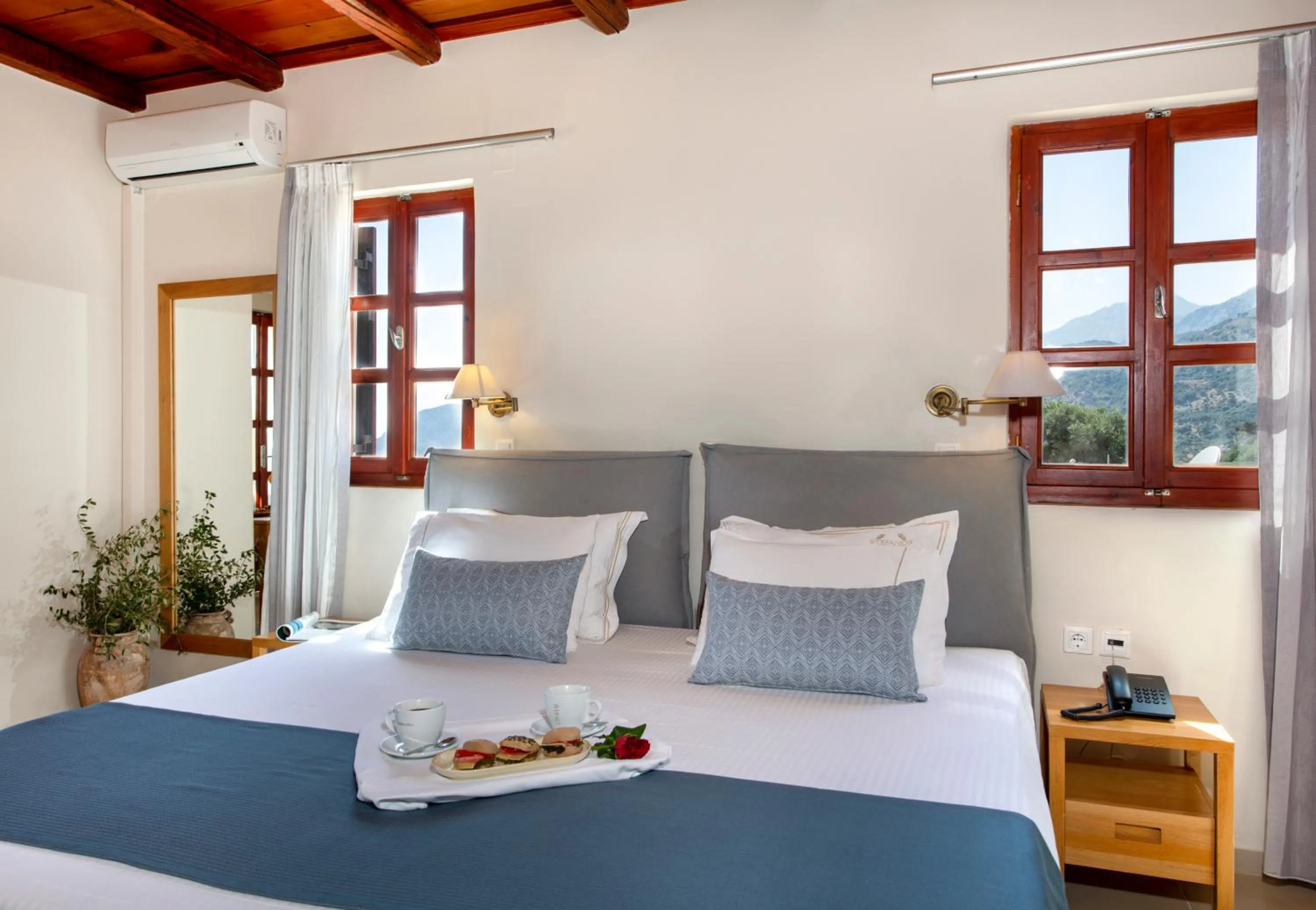 Bedroom, Bed in Stefanos Village Hotel